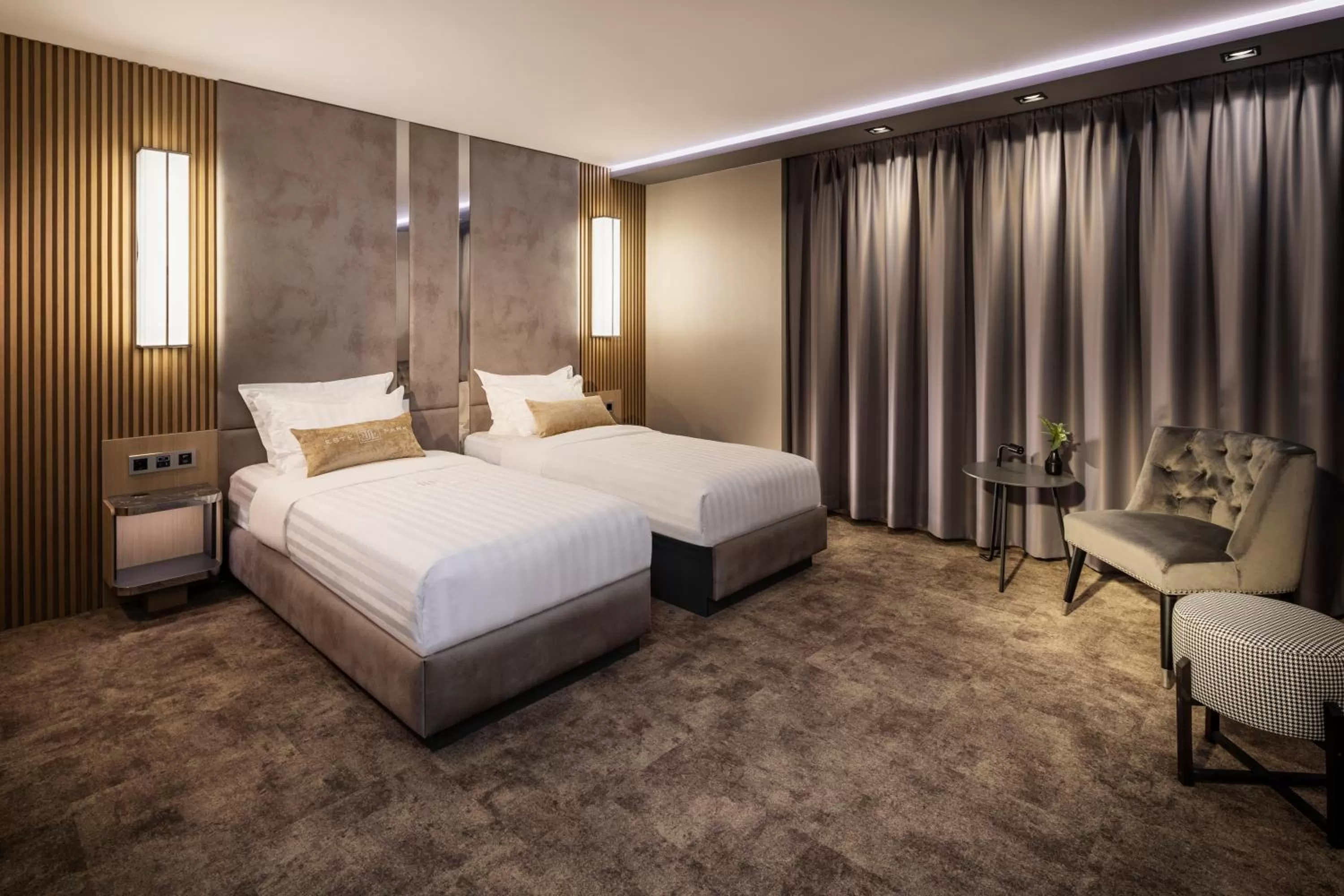 Photo of the whole room, Bed in -- ESTE PARK HOTEL -- part of Urban Chic Luxury Design Hotels - Parking & Compliments - next to Shopping & Dining Mall Plovdiv
