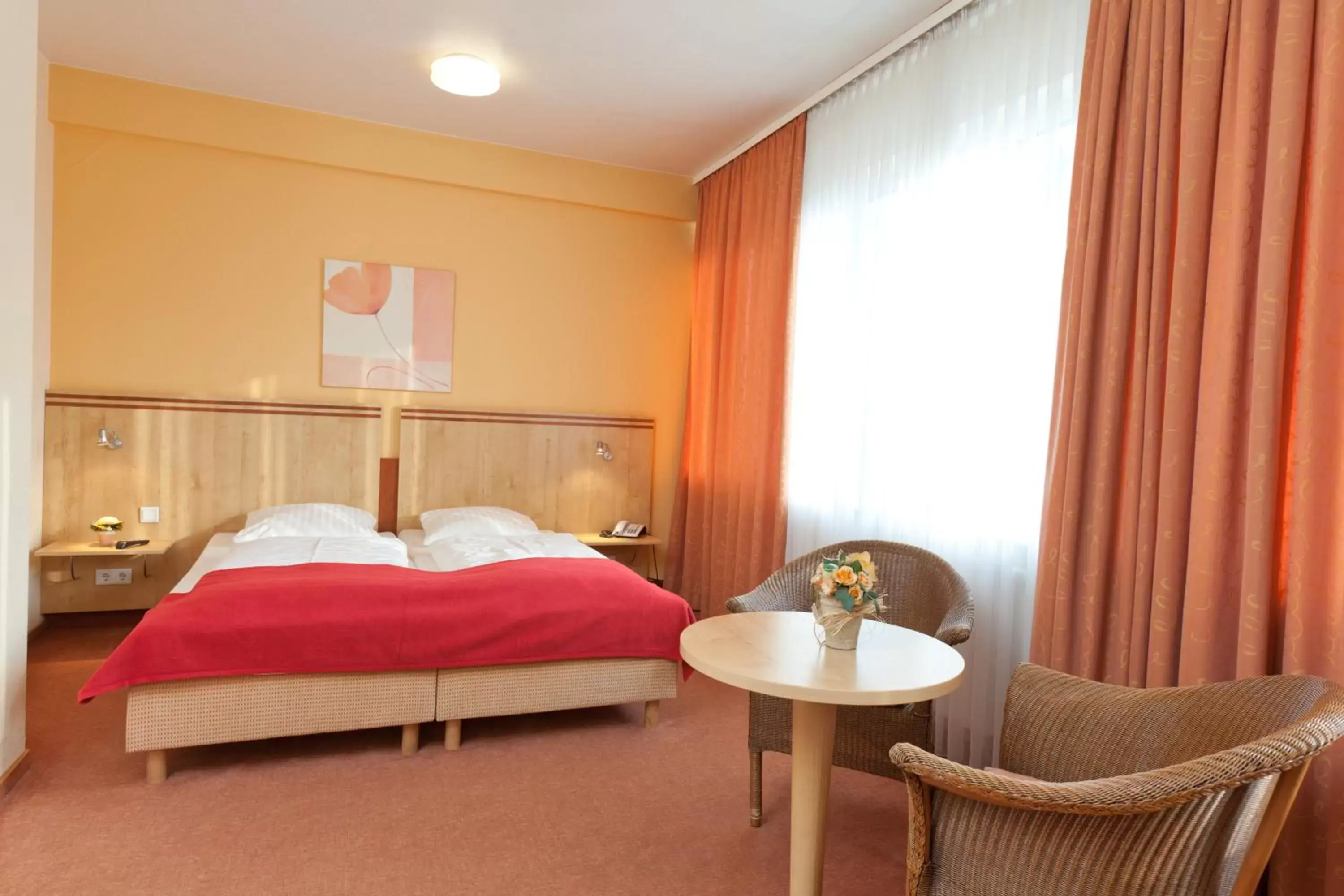 Photo of the whole room, Bed in Hotel Imperial Photo of the whole room, Bed in Hotel Imperial