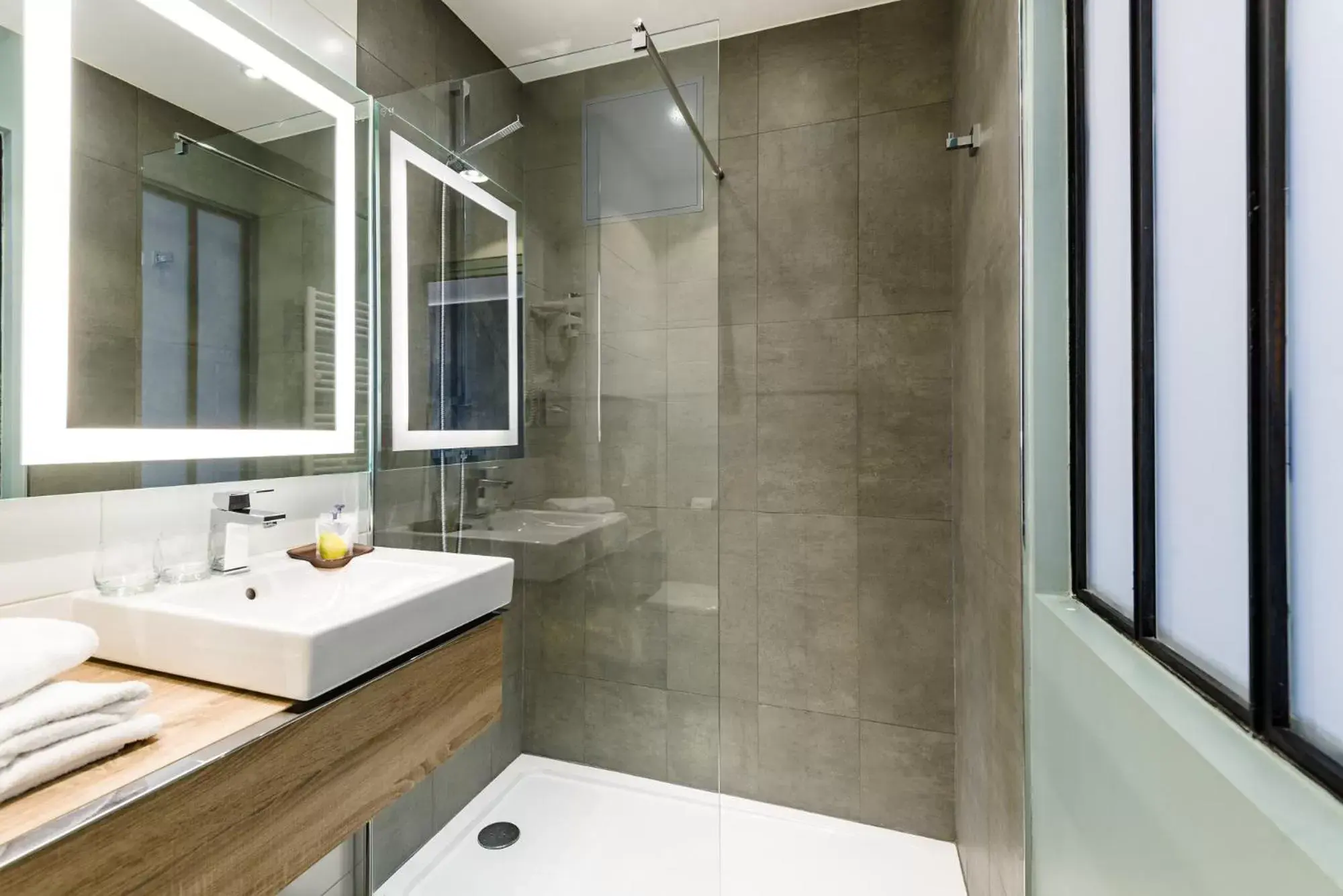 Shower, Bathroom in Grand Hôtel Clichy Paris