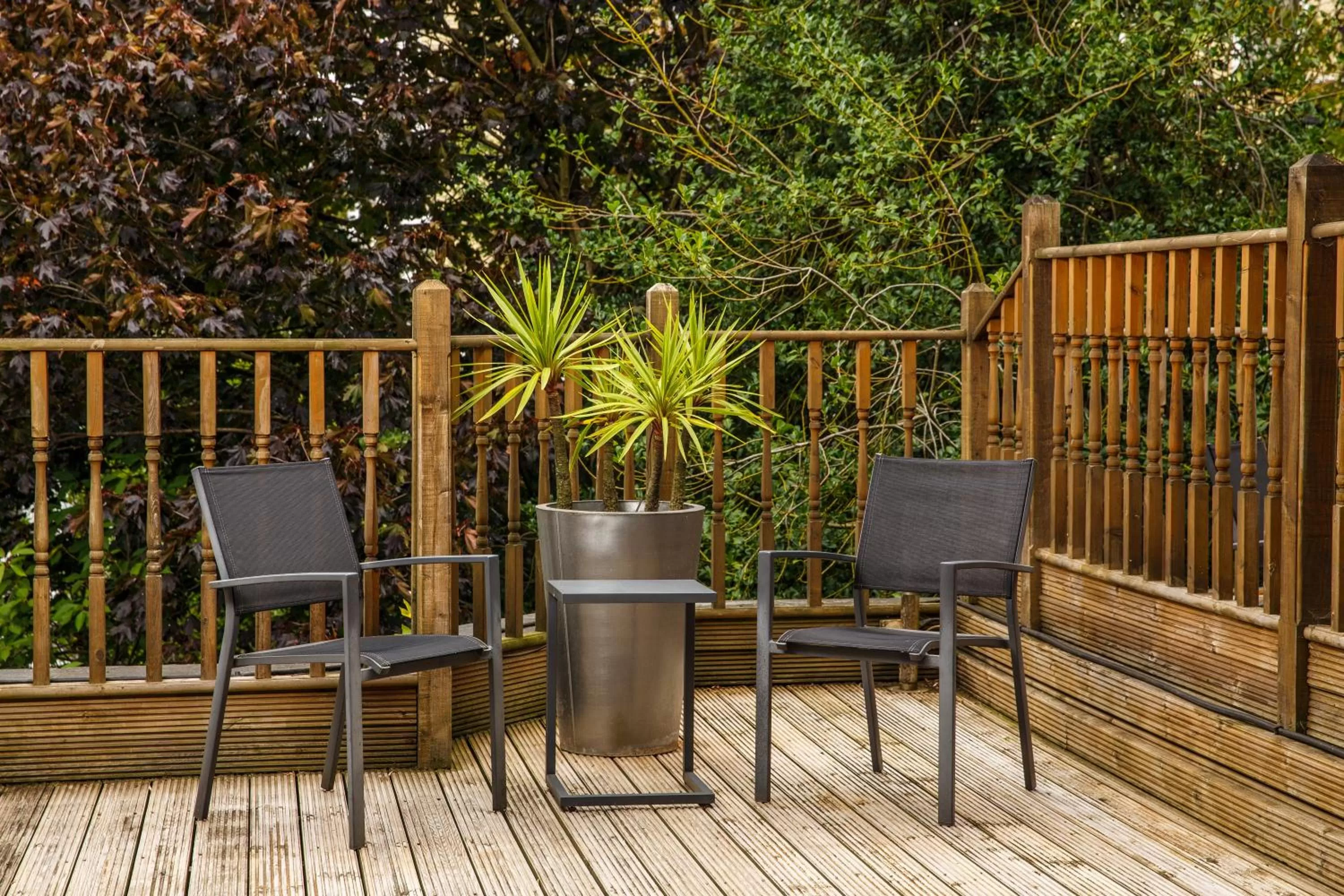 Patio in ibis Styles London Gloucester Road