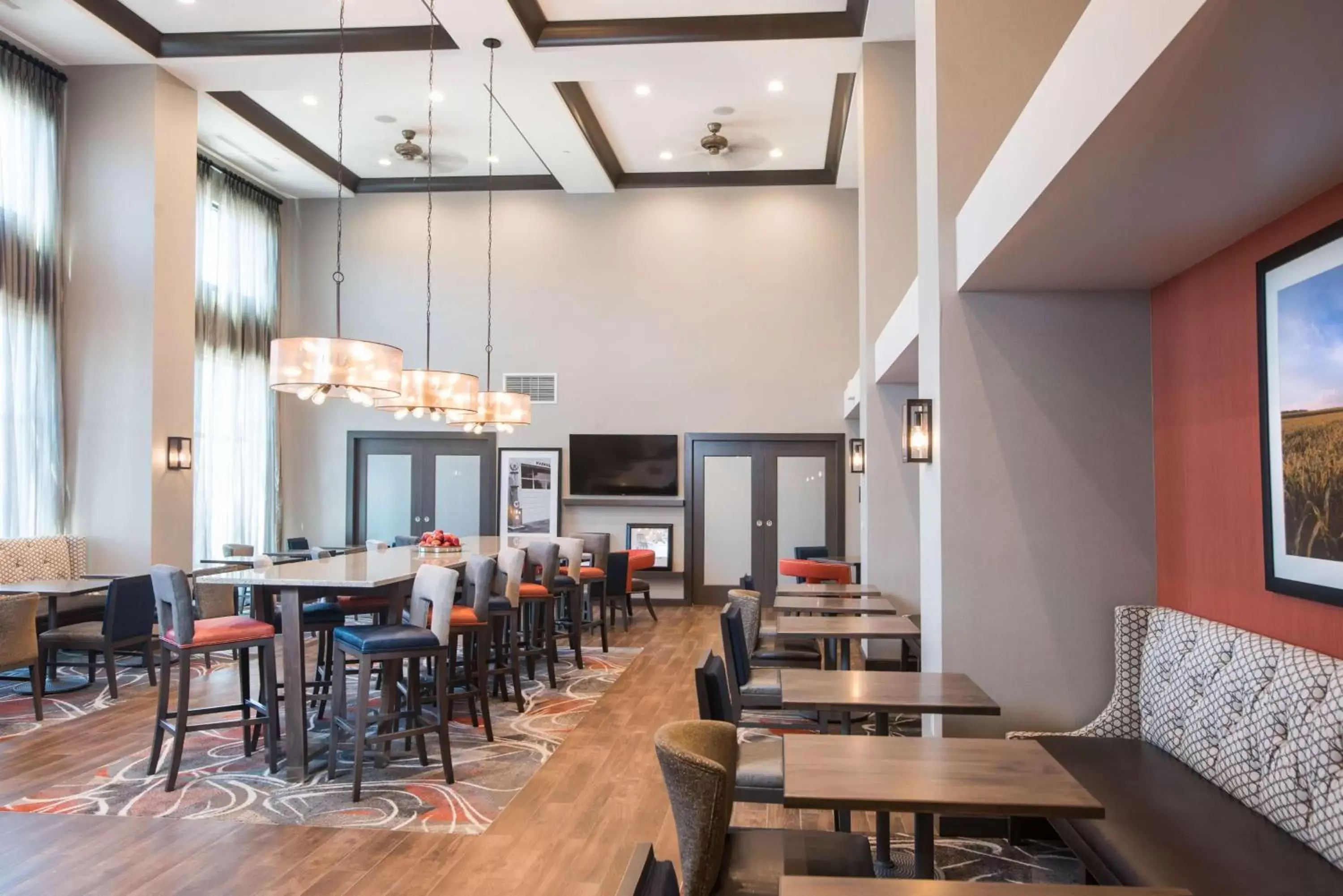 Dining area, Restaurant/Places to Eat in Hampton Inn and Suites at Wisconsin Dells Lake Delton