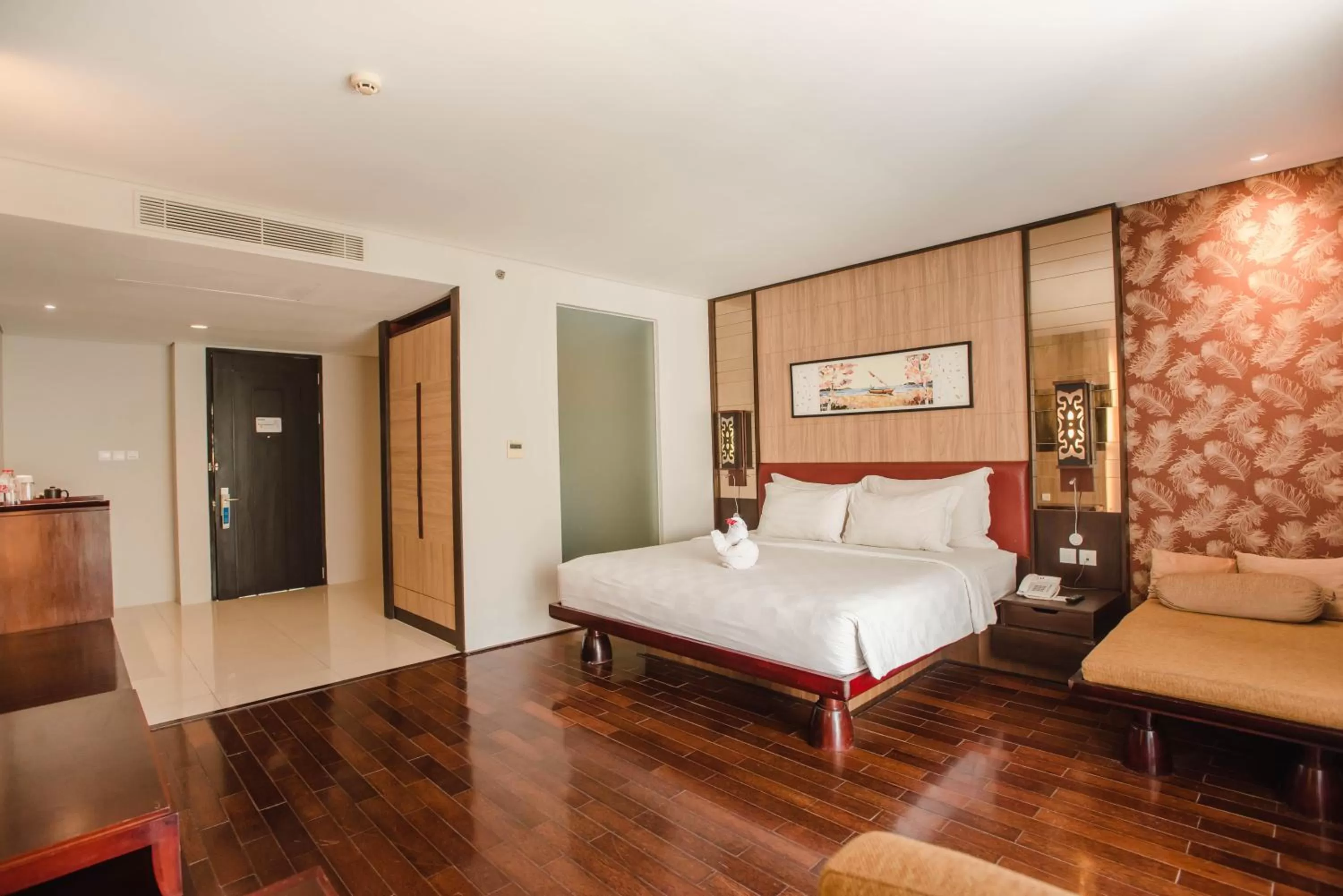 Bedroom, Bed in Swiss-Belresort Watu Jimbar