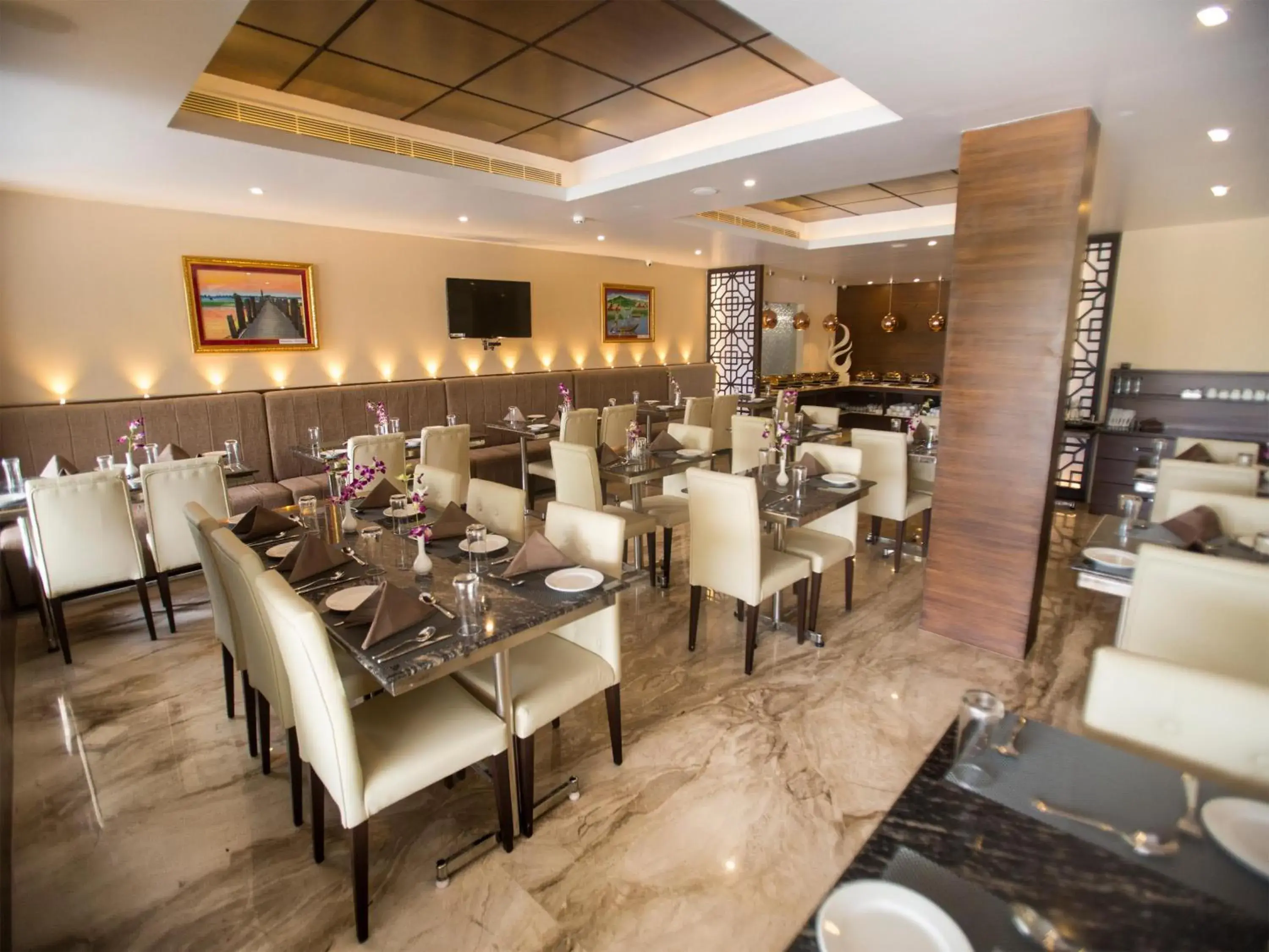 Restaurant/places to eat in ST Parklane Airport Hotel Chennai Restaurant/places to eat in ST Parklane Airport Hotel Chennai