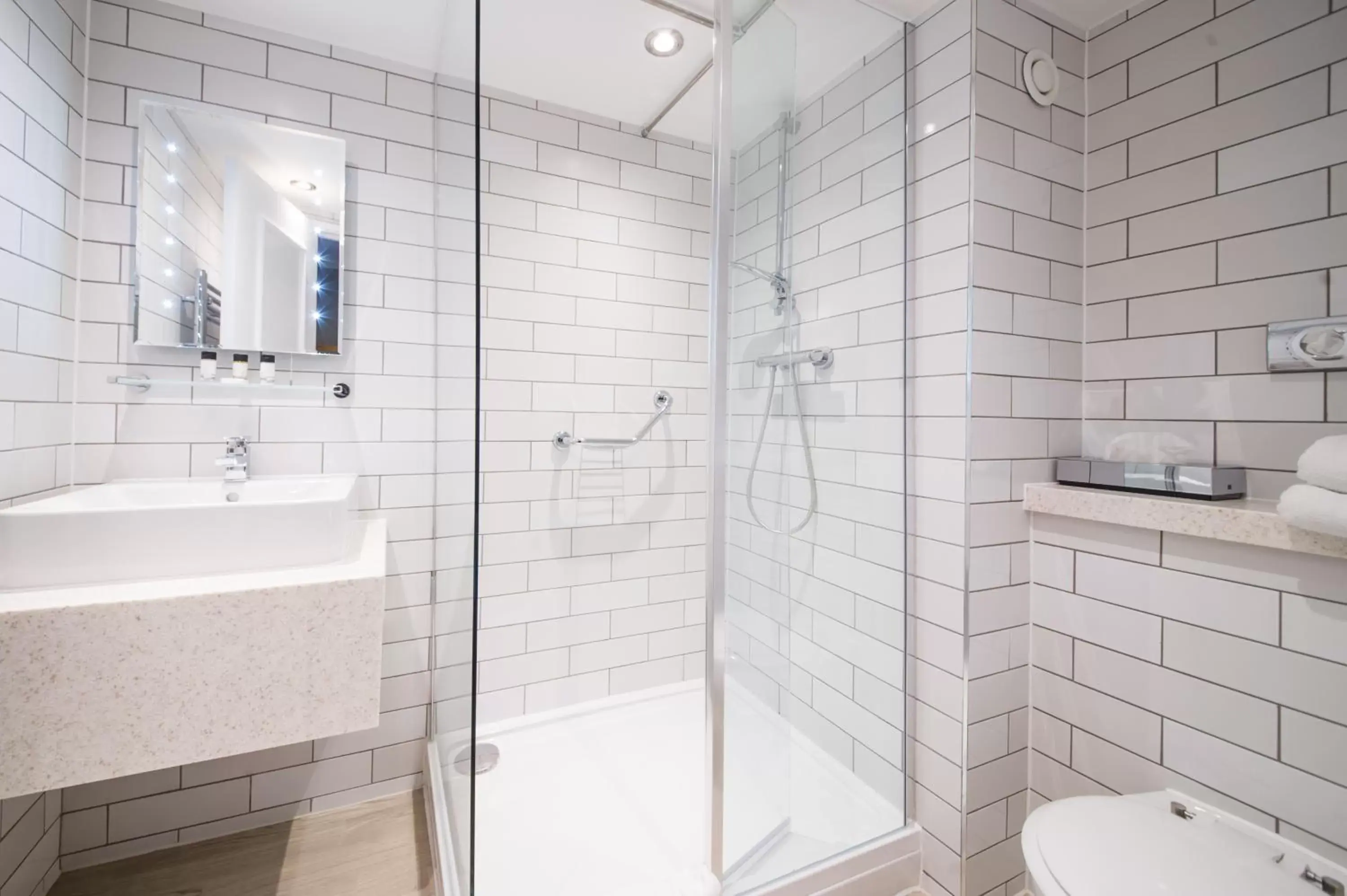 Double Room in Toby Carvery Hull by Innkeeper's Collection Double Room in Toby Carvery Hull by Innkeeper's Collection