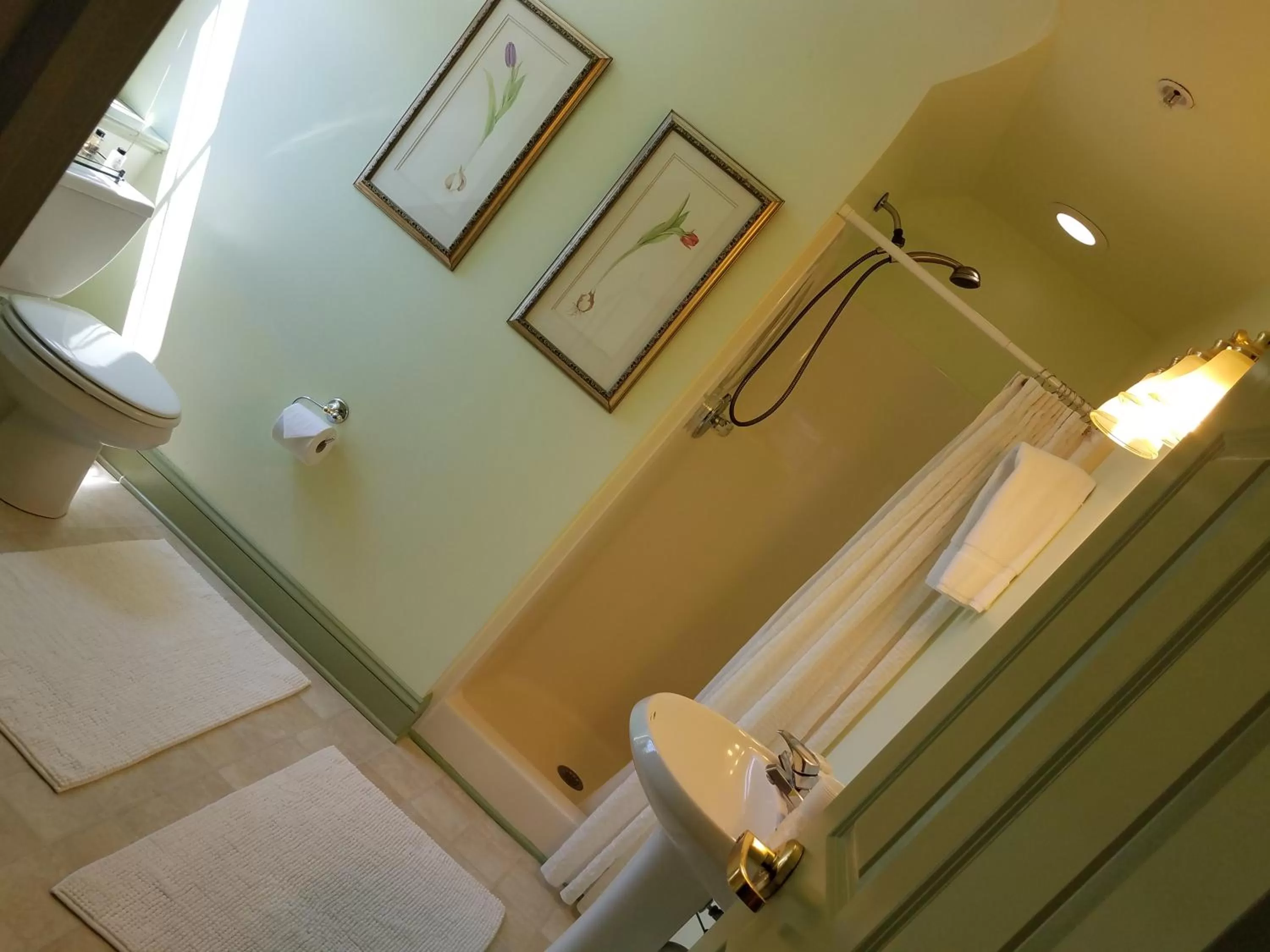 Bathroom in Old Brick Inn