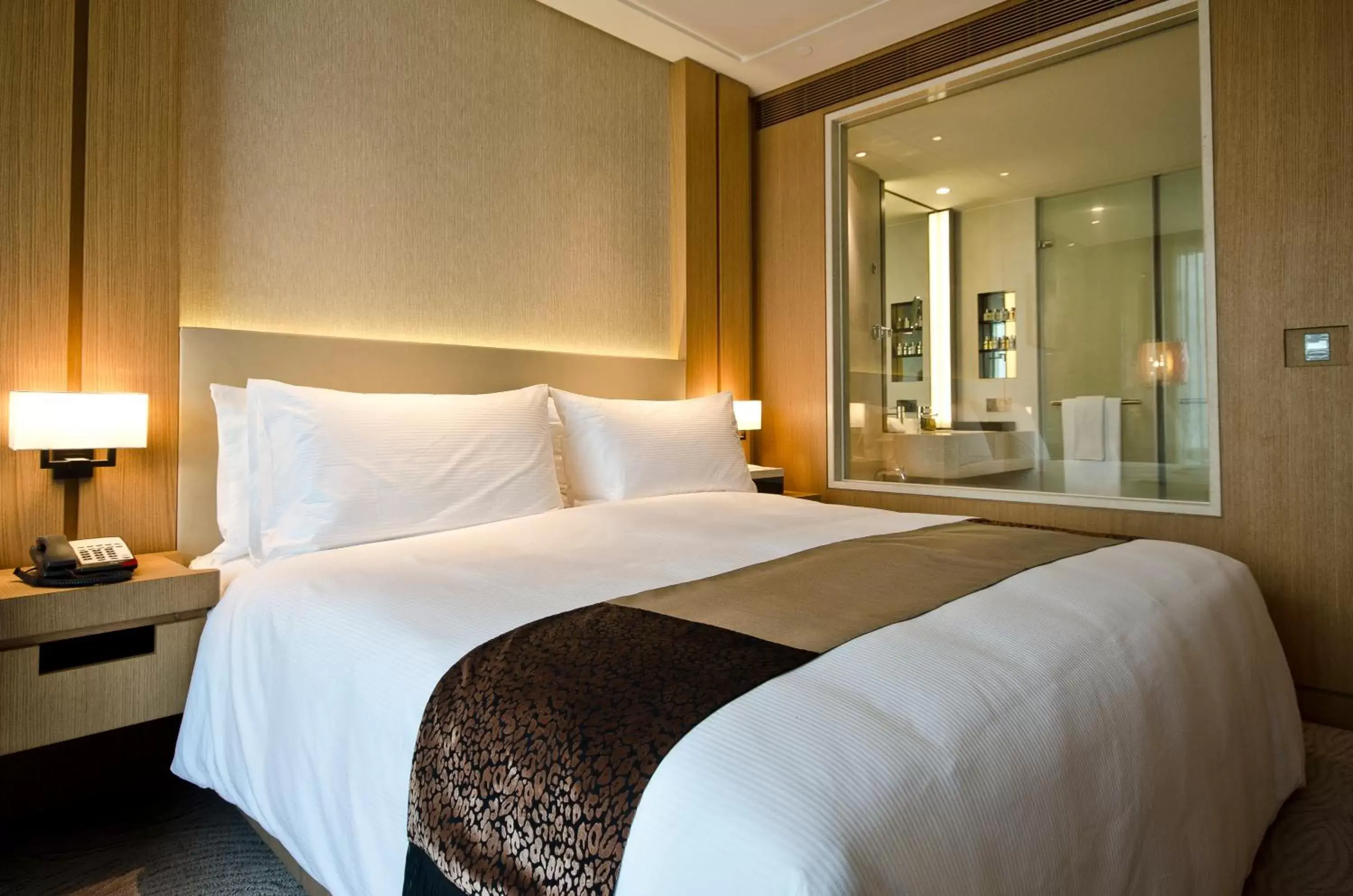 Photo of the whole room, Bed in Millennium Hotel Taichung