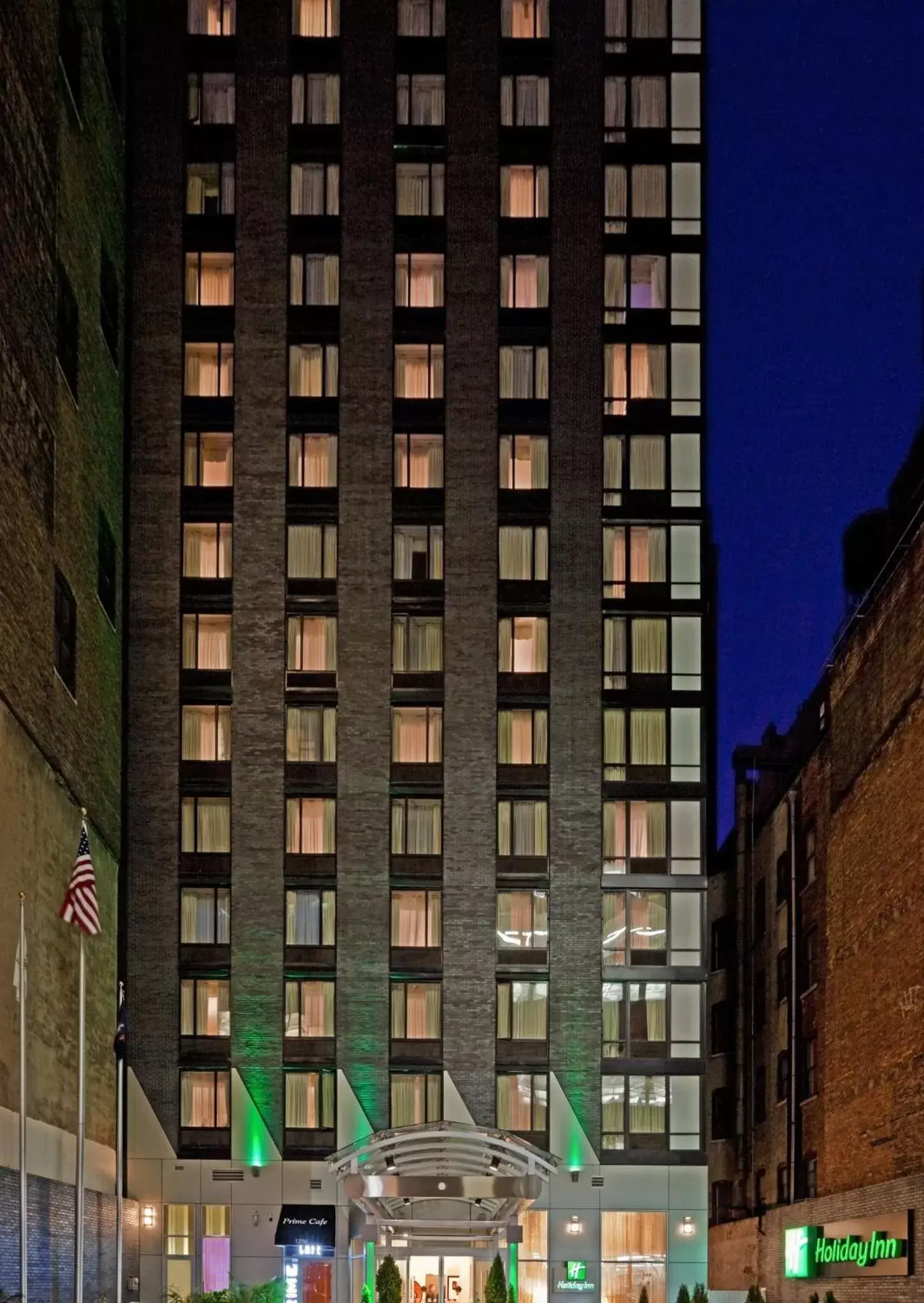 Property Building in Holiday Inn Manhattan 6th Ave - Chelsea, an IHG Hotel