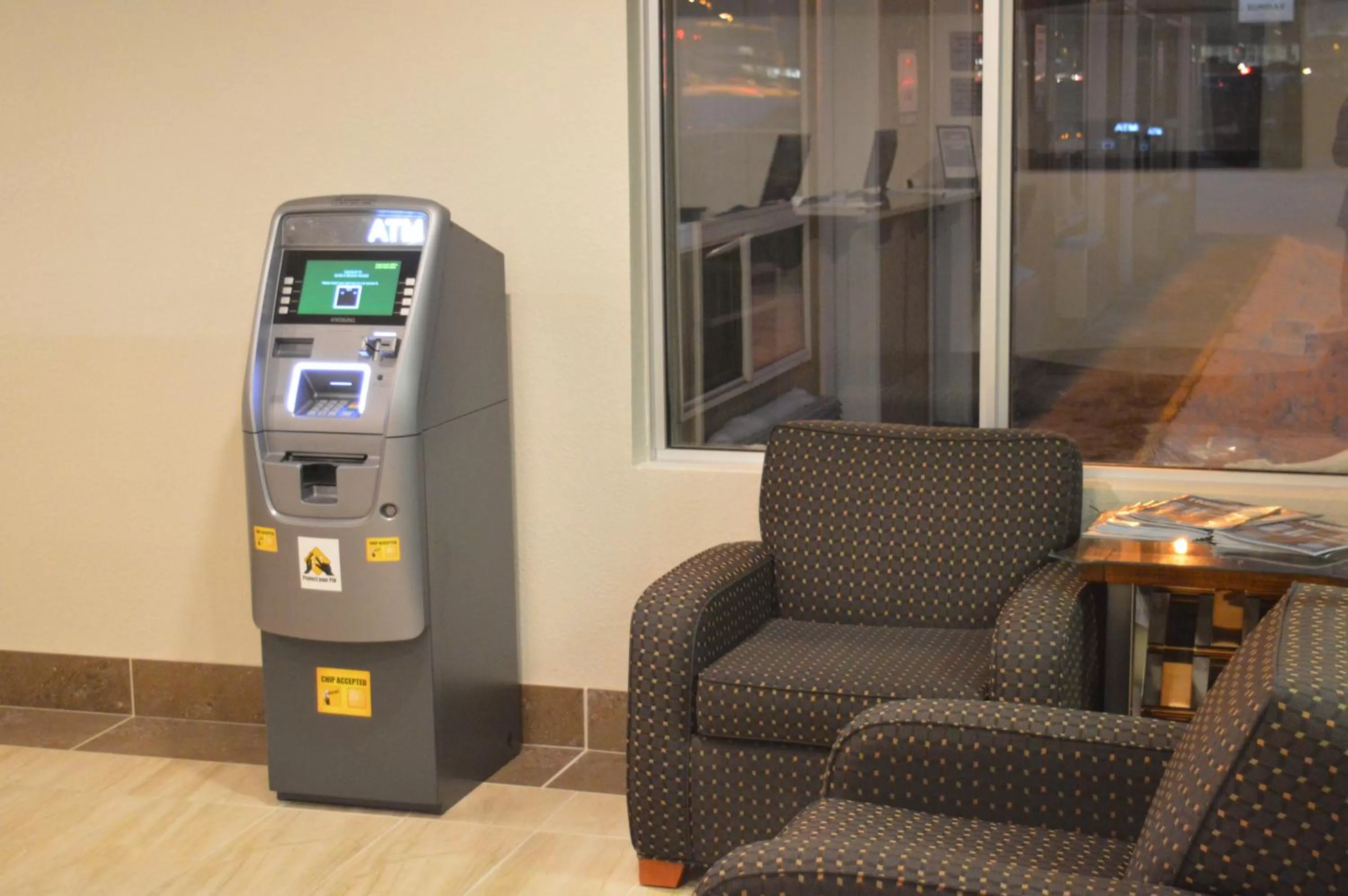 Area and facilities in Super 8 by Wyndham Grande Prairie