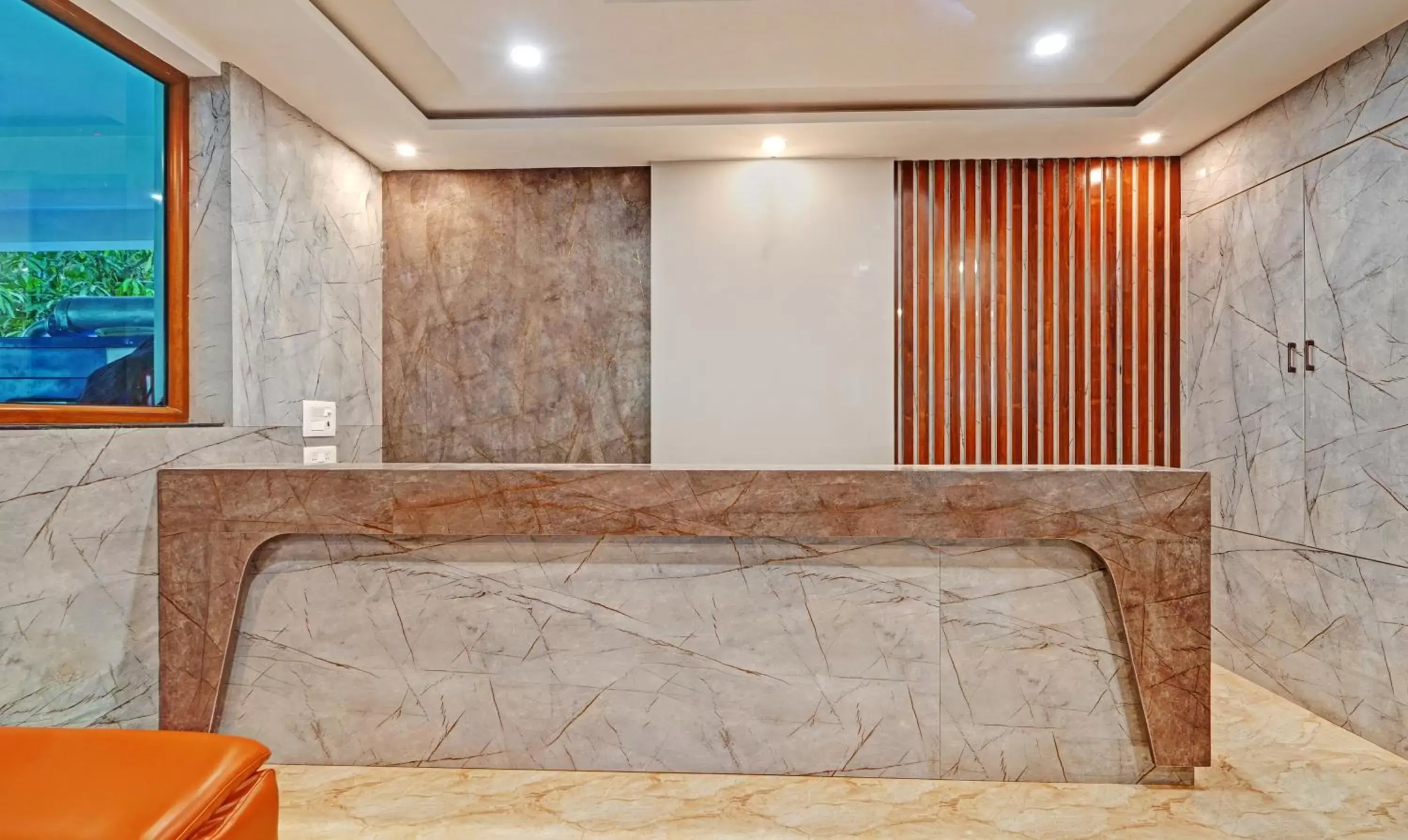 Lobby or reception in Itsy Hotels Elite Inn Lobby or reception in Itsy Hotels Elite Inn