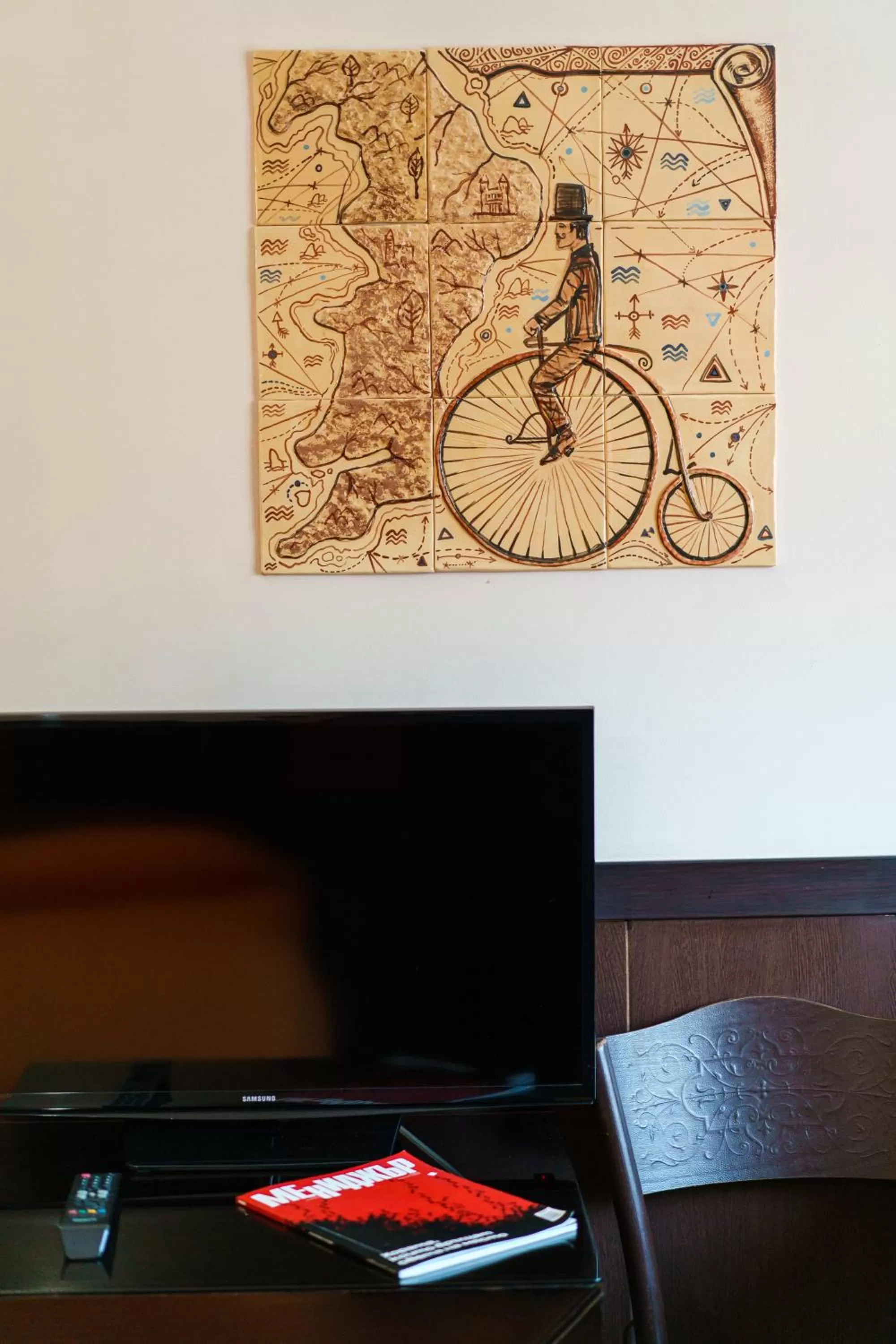 TV and multimedia in Hotel Ego - Free Parking - Top Central Location