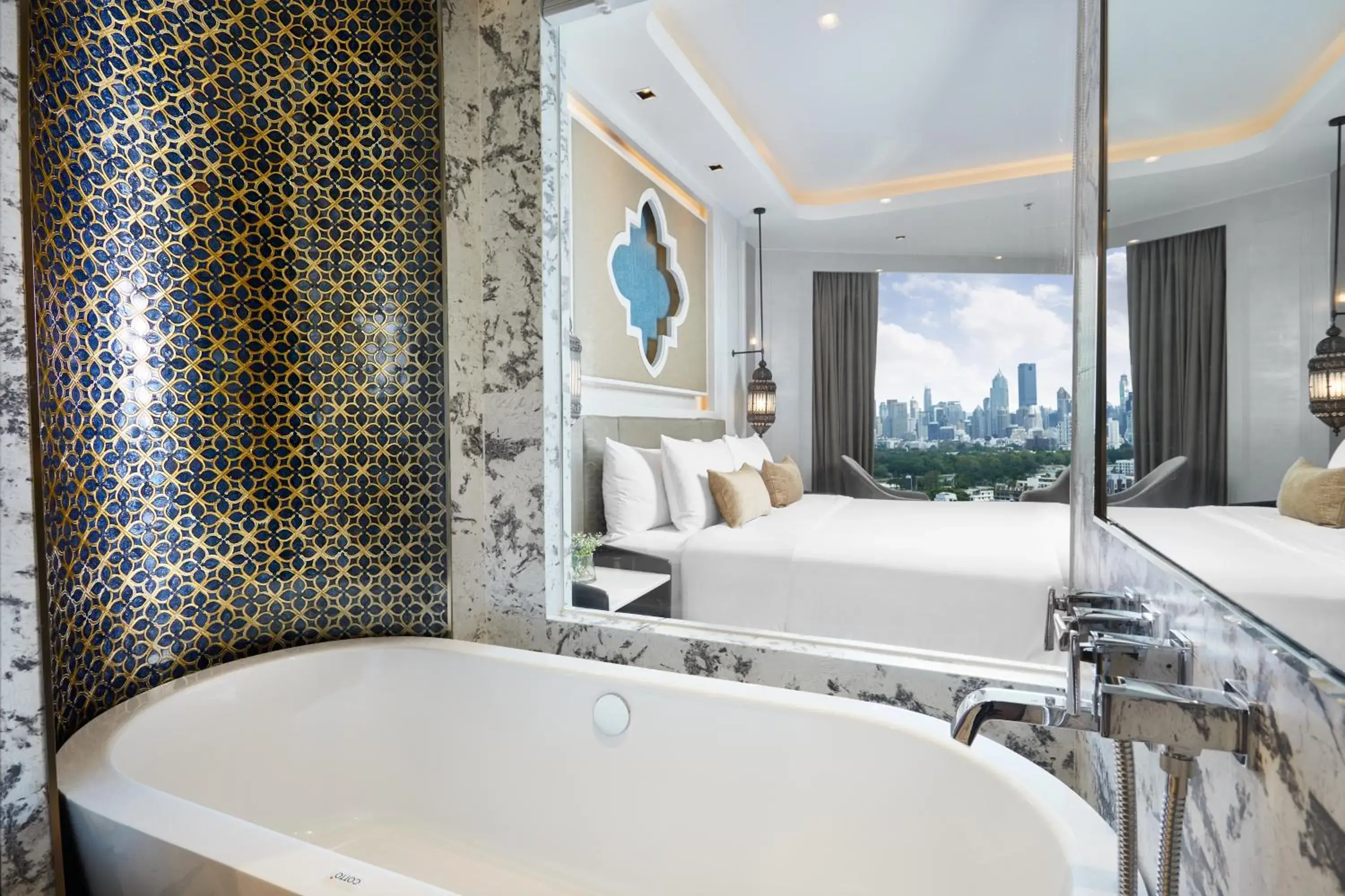 Bathroom in Valia Hotel Bangkok