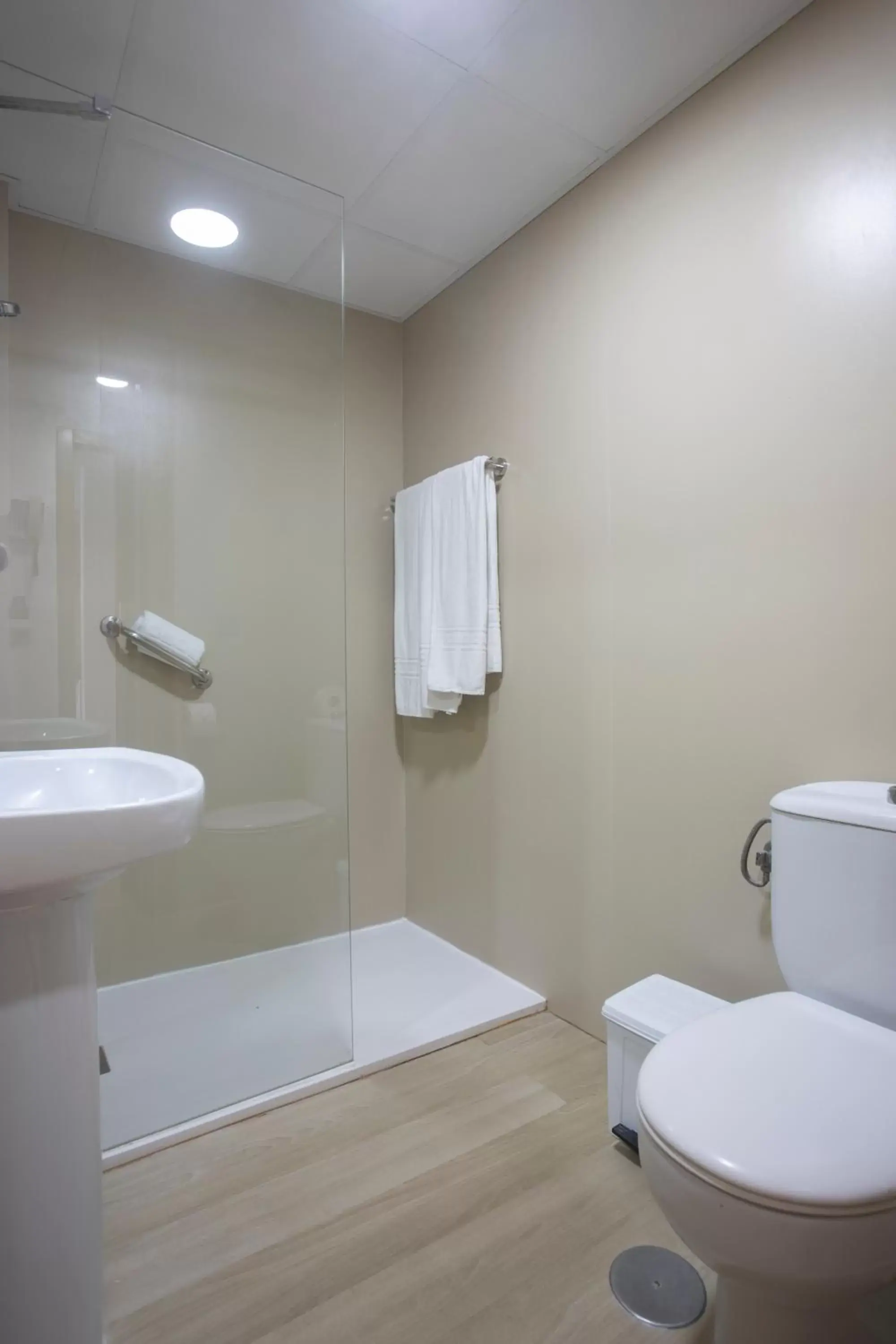 Bathroom in Aparthotel BCL Levante Club
