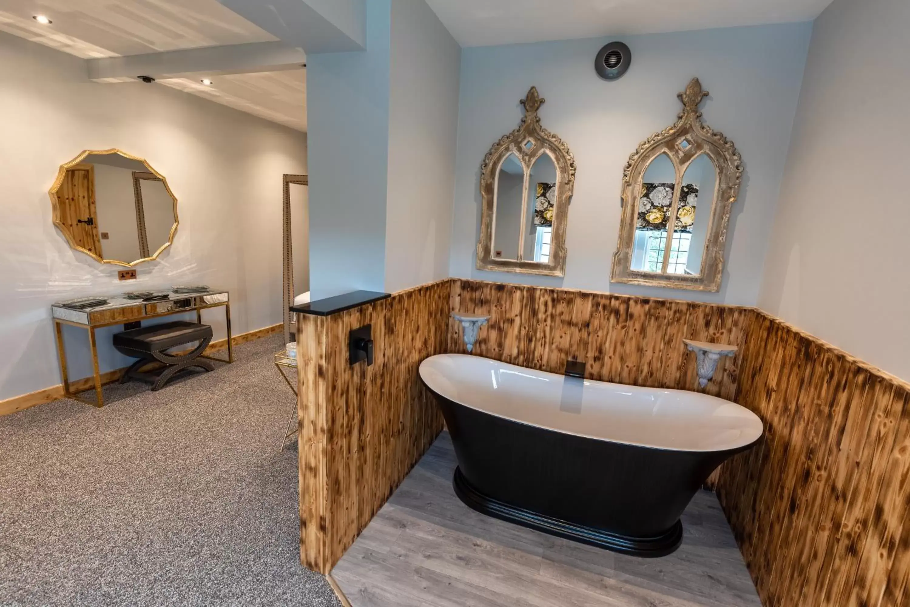Bathroom in Sneaton Castle