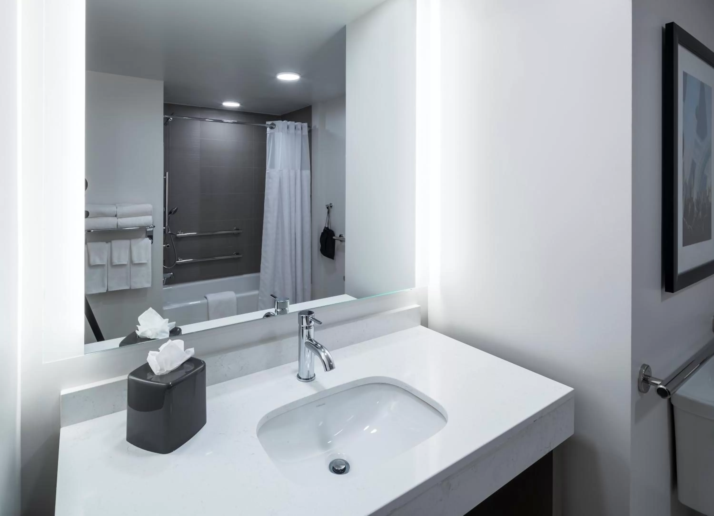 Bathroom in Hyatt House Tempe Phoenix University