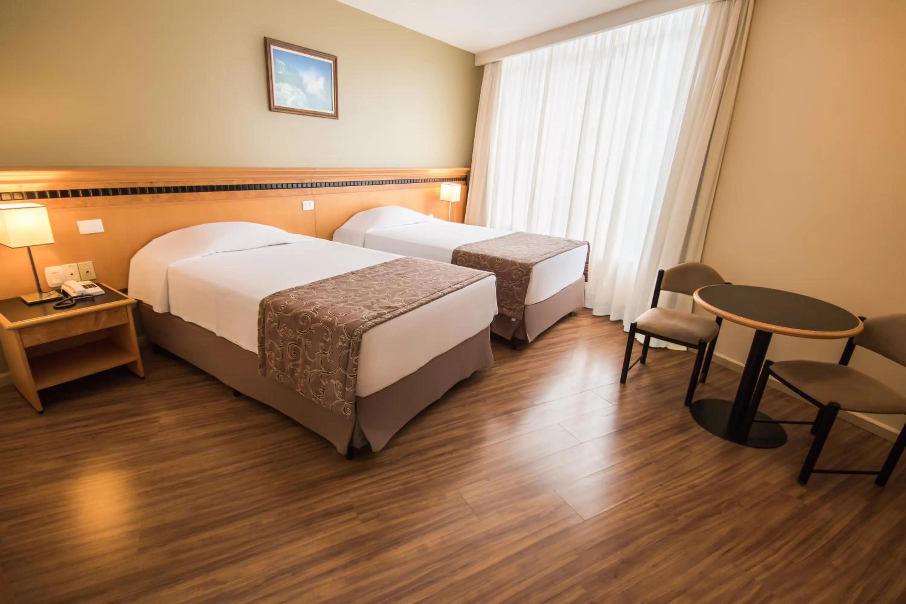 Bedroom, Bed in Hotel Golden Park Internacional Foz & Convenções By Nacional Inn