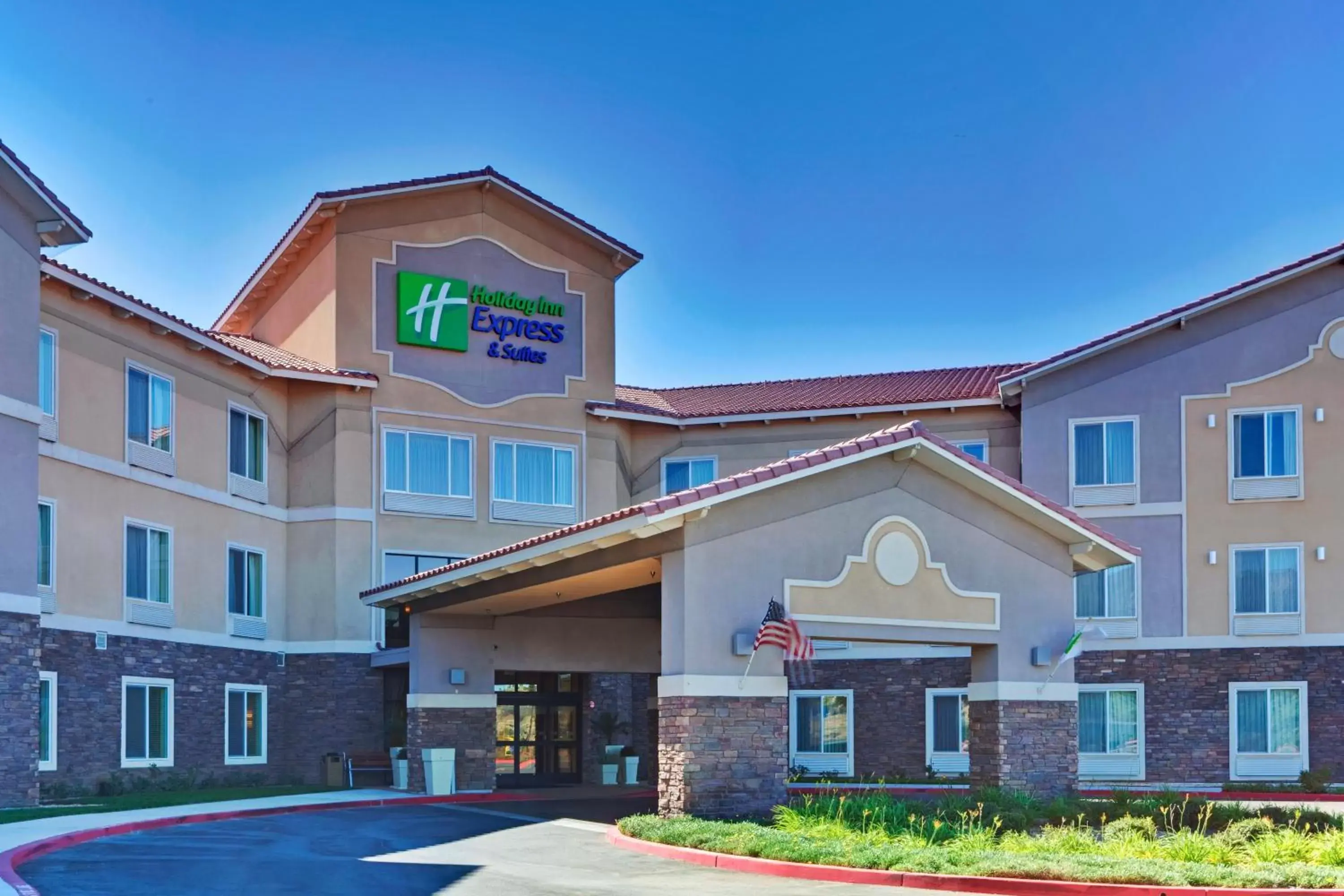 Property Building in Holiday Inn Express Hotel & Suites Beaumont - Oak Valley, an IHG Hotel