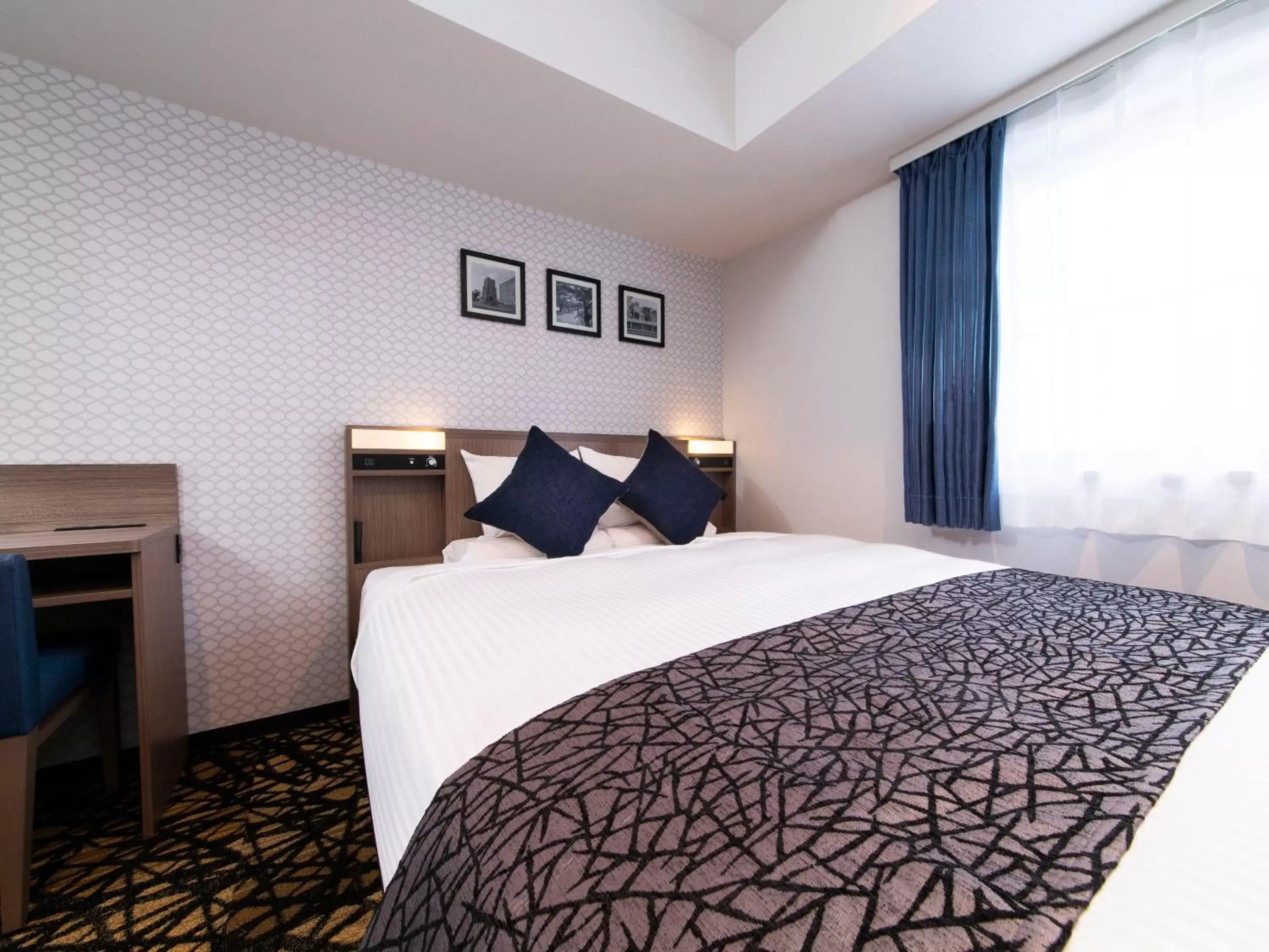 Standard Queen Room - Smoking in HOTEL MYSTAYS Aomori Station Standard Queen Room - Smoking in HOTEL MYSTAYS Aomori Station