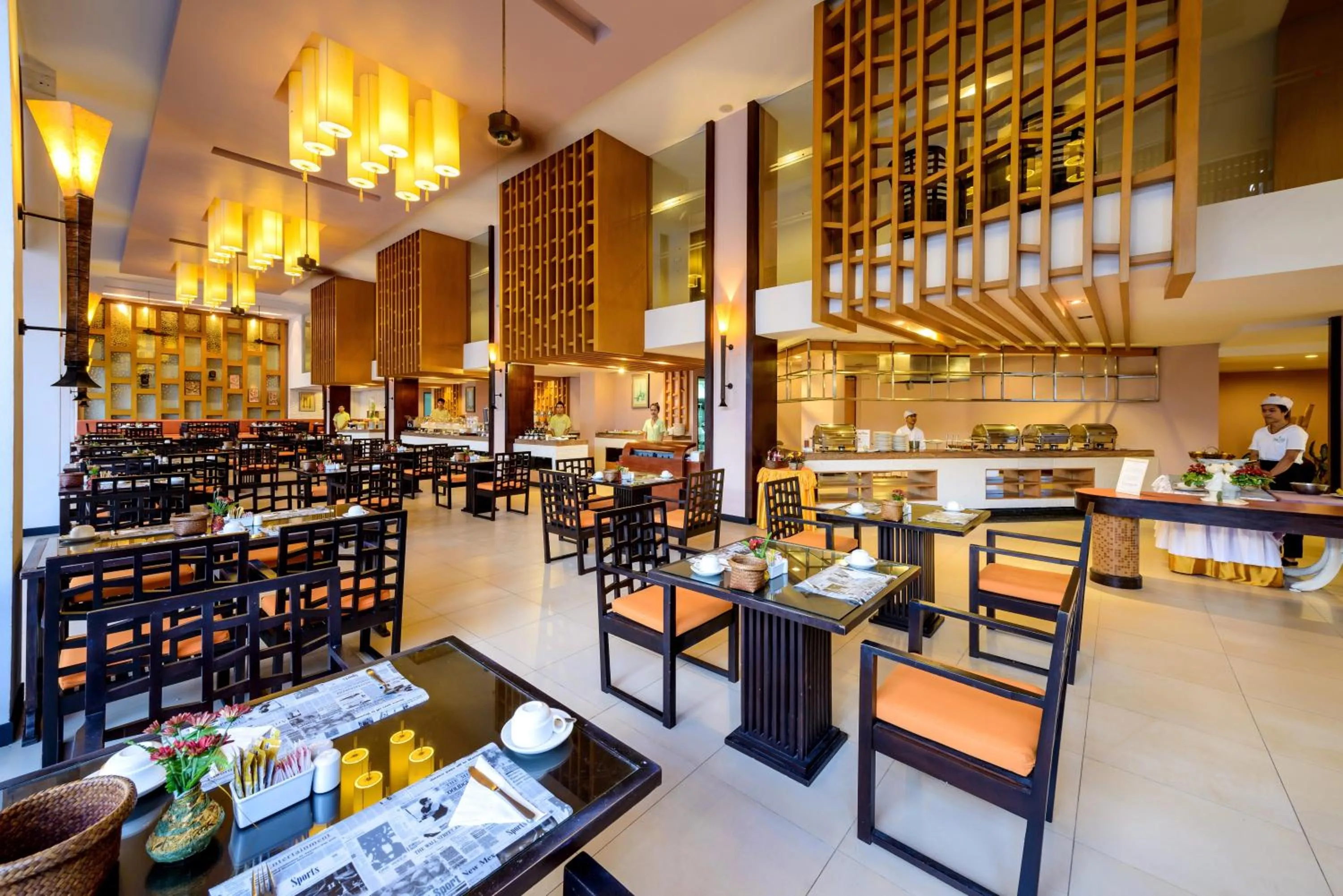 Restaurant/places to eat in Peach Blossom Resort & Pool Villa - SHA Plus