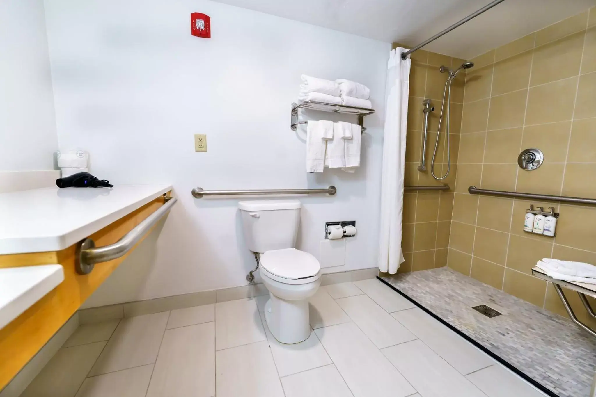 Photo of the whole room, Bathroom in Holiday Inn Cape Cod-Falmouth, an IHG Hotel