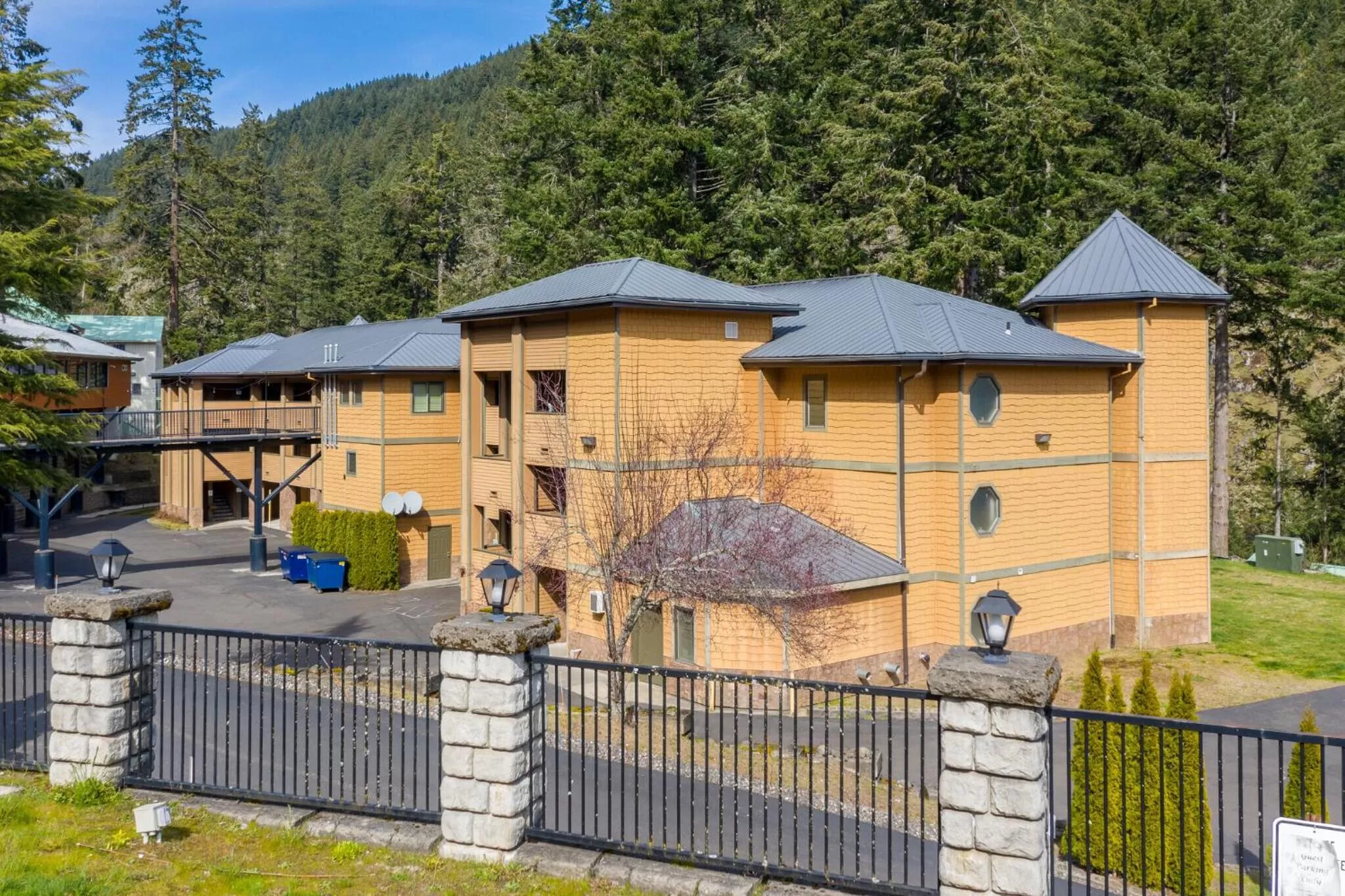 Property building in Carson Hot Springs Resort & Spa