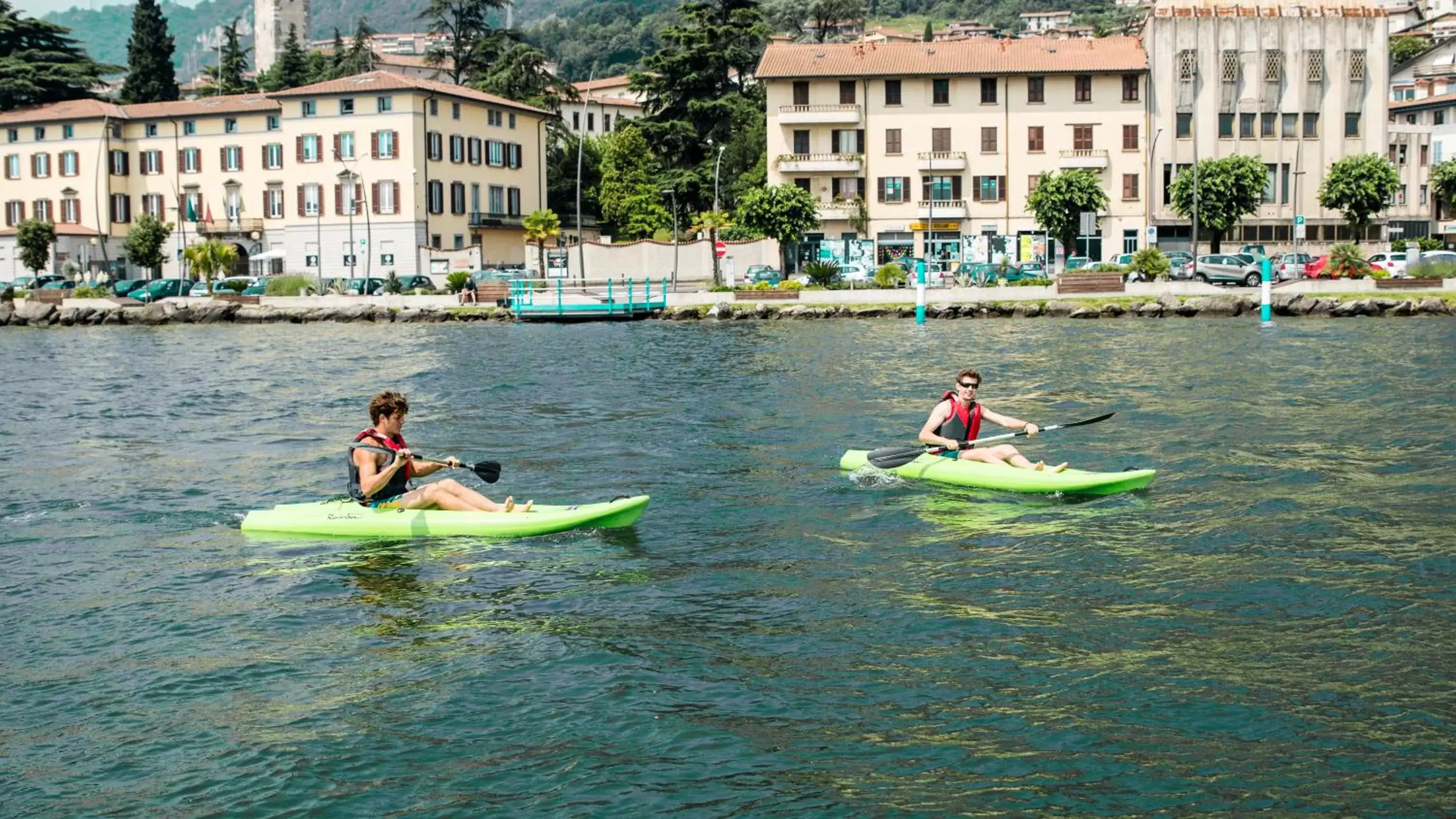 Sports, Canoeing in Hotel Lovere Resort & Spa