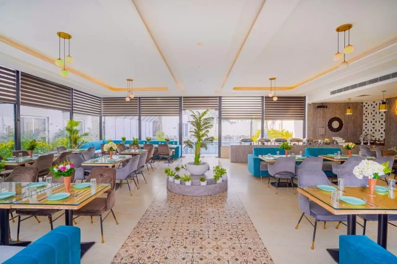 Restaurant/Places to Eat in Greenwood Villa By Levelup Restaurant/Places to Eat in Greenwood Villa By Levelup