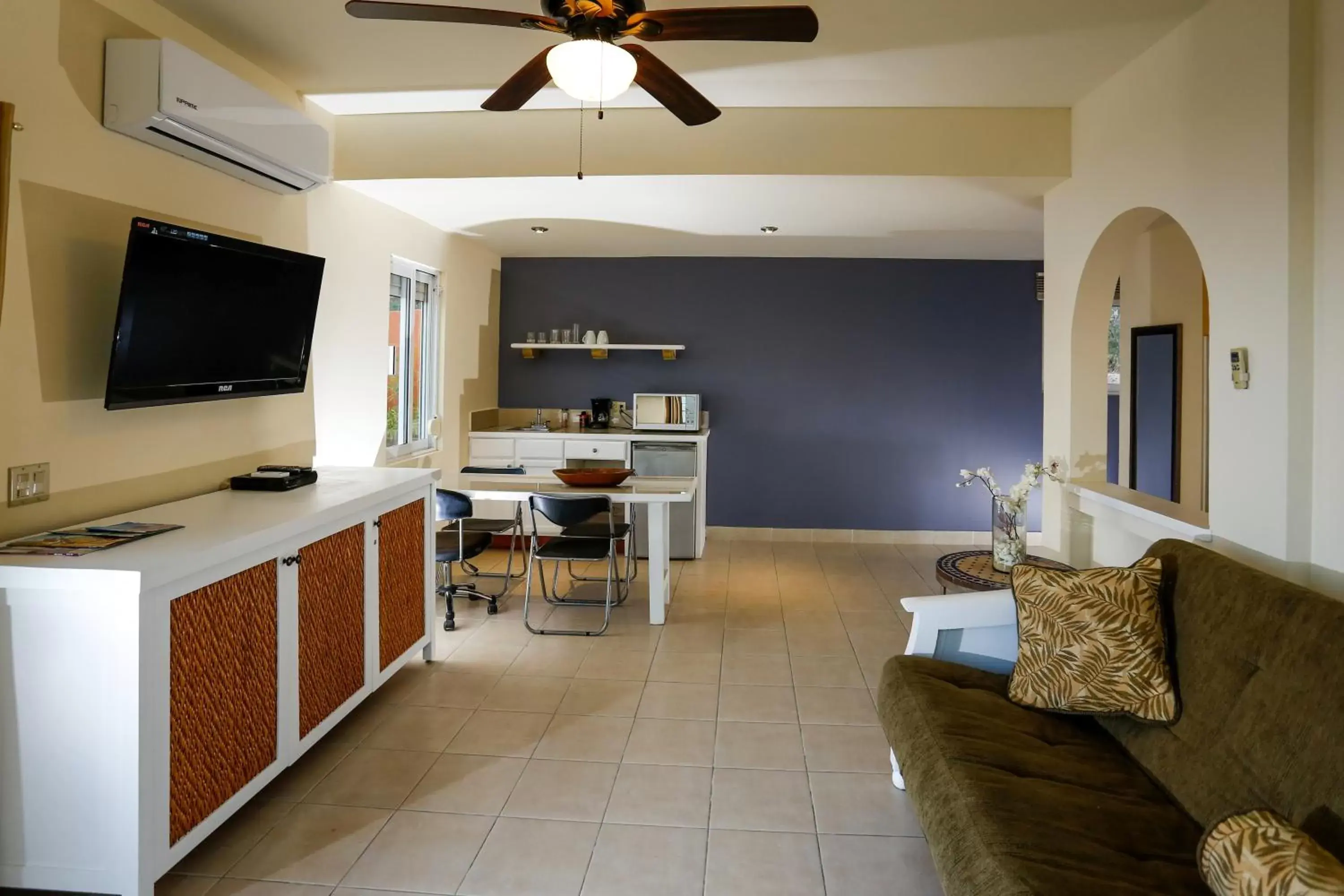 Living room, Seating Area in MariaMar Suites