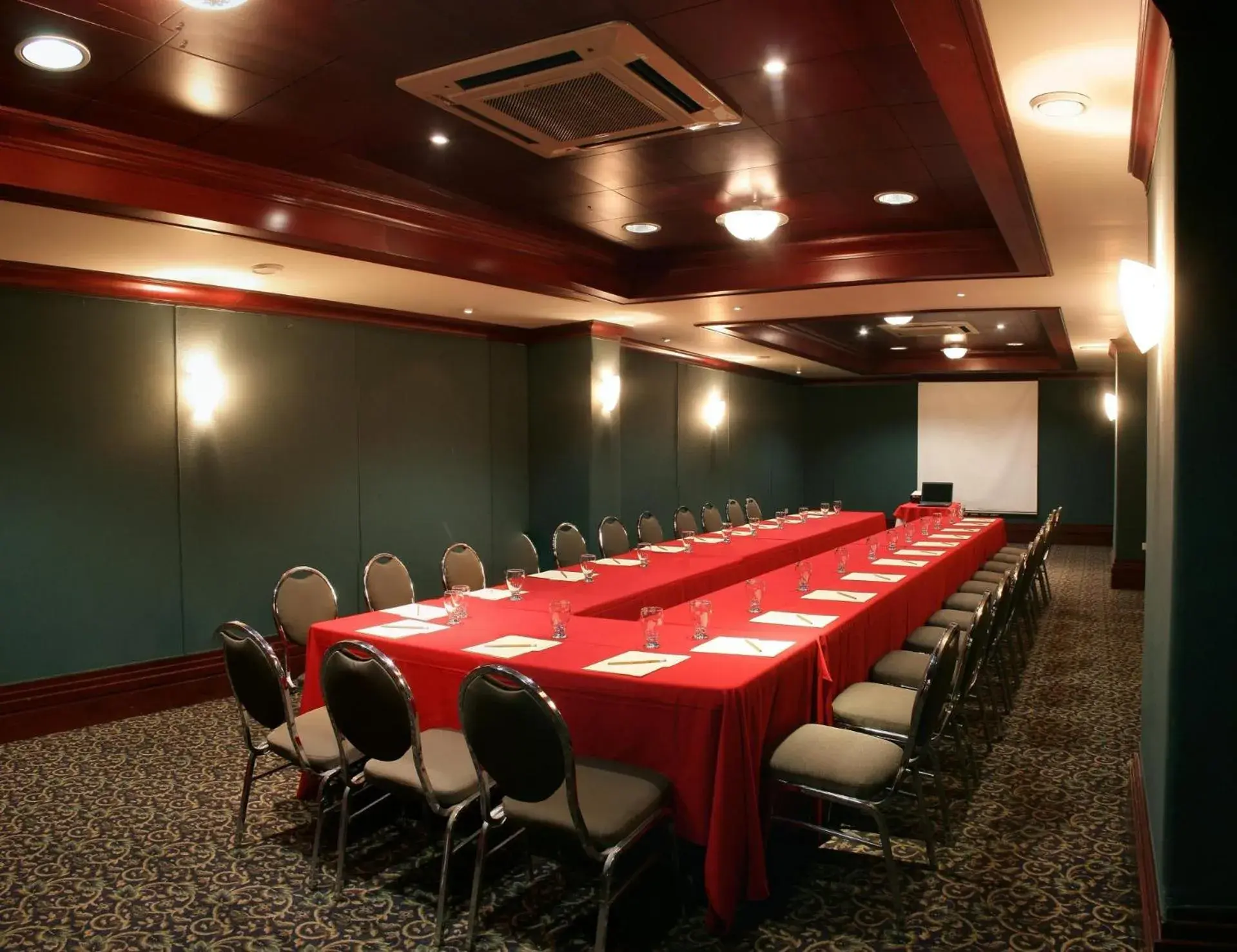 Meeting/conference room in Santa Anita Hotel