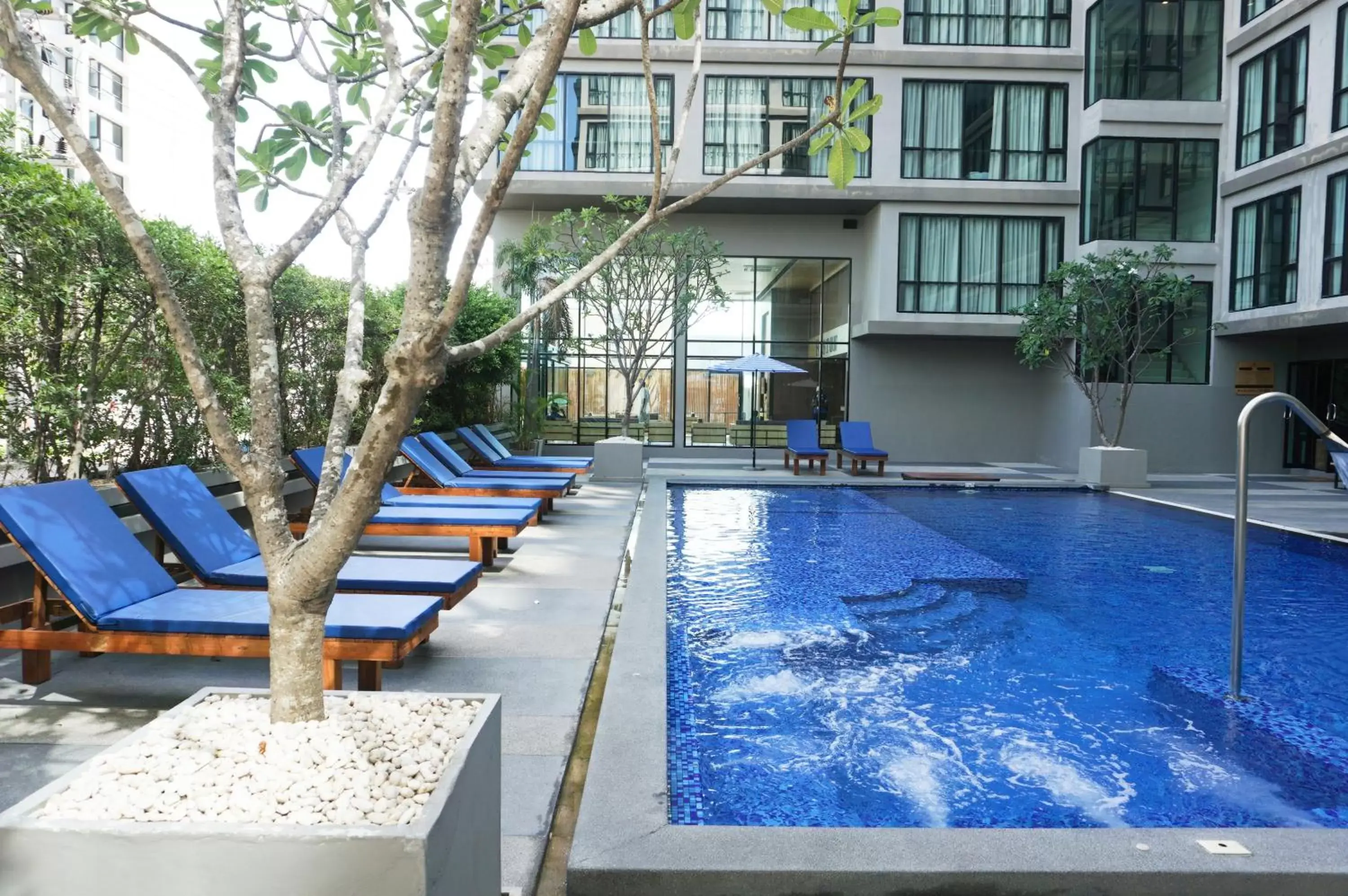 Swimming Pool in Beston Pattaya - SHA Plus Certified