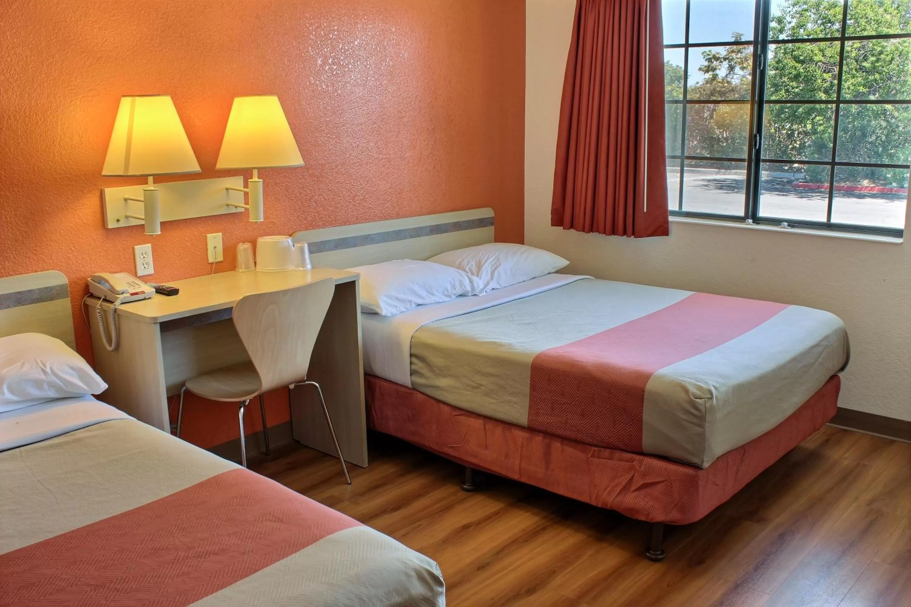 Seating area, Bed in Motel 6-Coalinga, CA - East