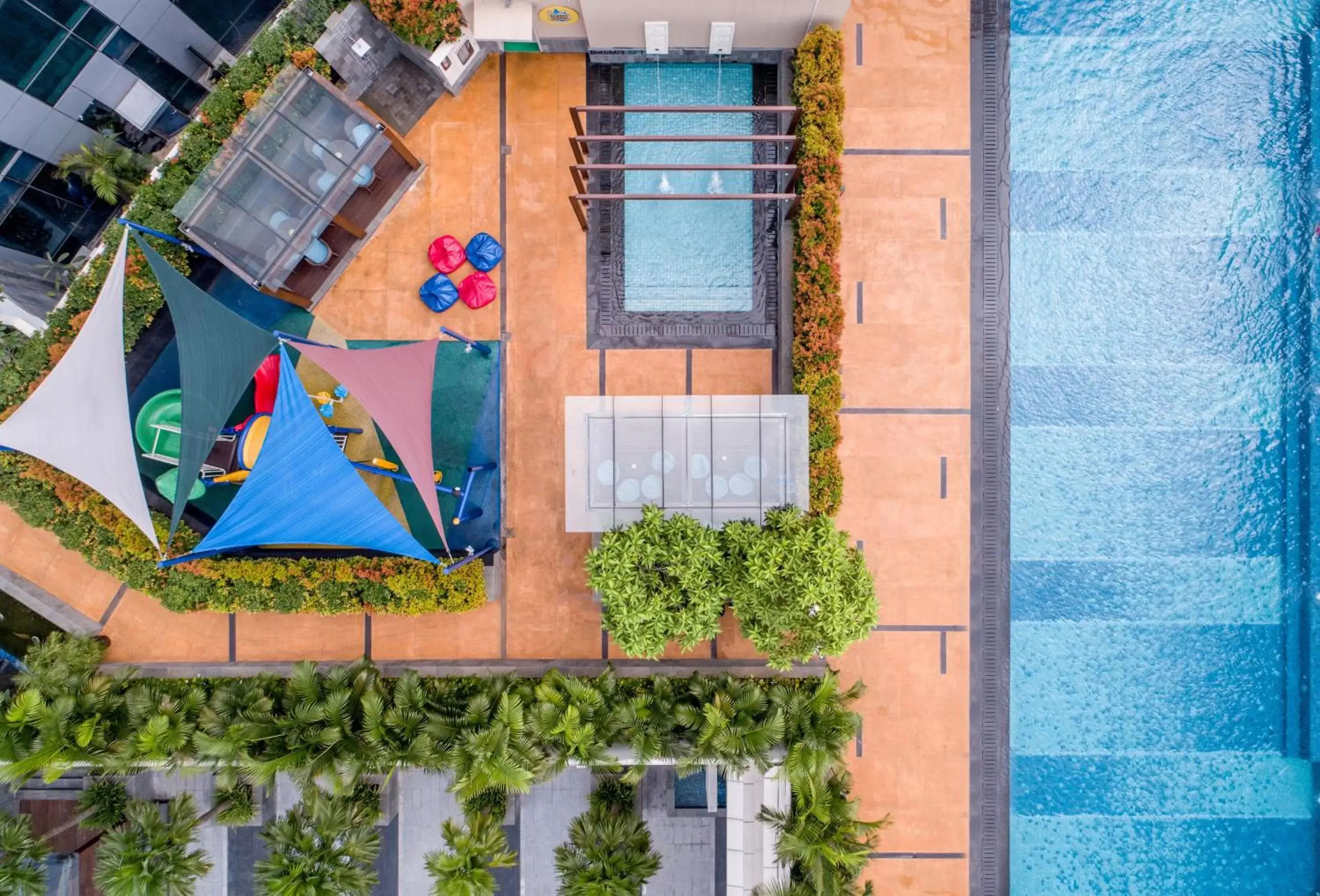 Swimming pool in InterContinental Hotels Jakarta Pondok Indah by IHG Swimming pool in InterContinental Hotels Jakarta Pondok Indah by IHG