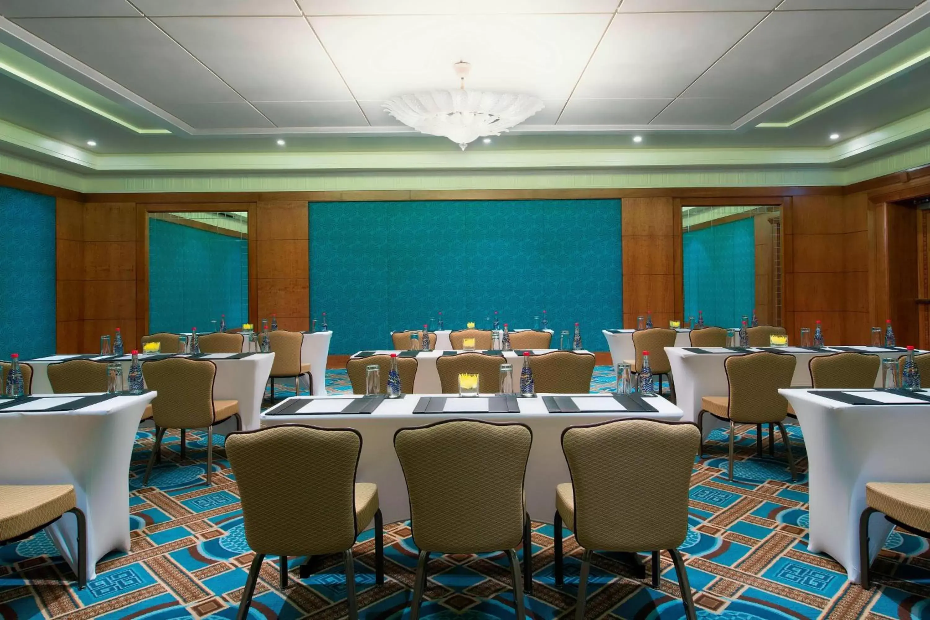 Meeting/conference room in The Nile Ritz-Carlton, Cairo