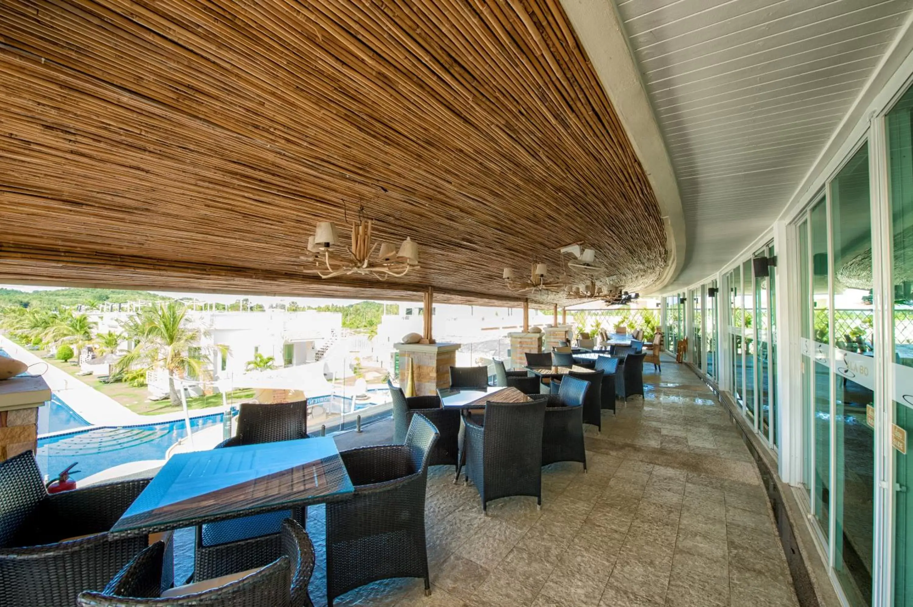 Meeting/conference room, Restaurant/Places to Eat in Oriental Beach Pearl Resort