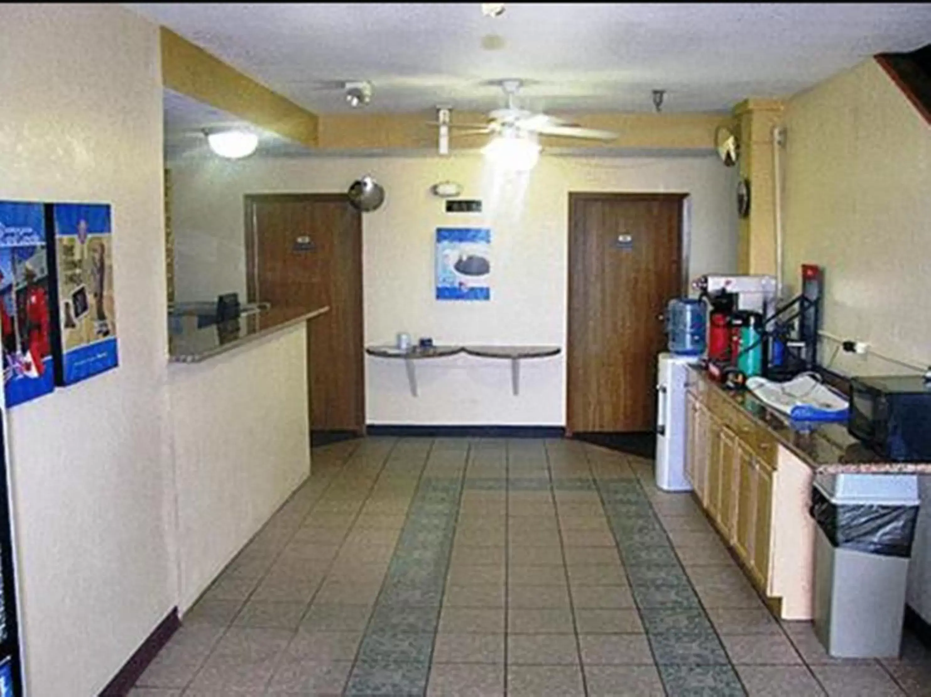 Lobby or reception, Lobby/Reception in Motel 6-Moriarty, NM