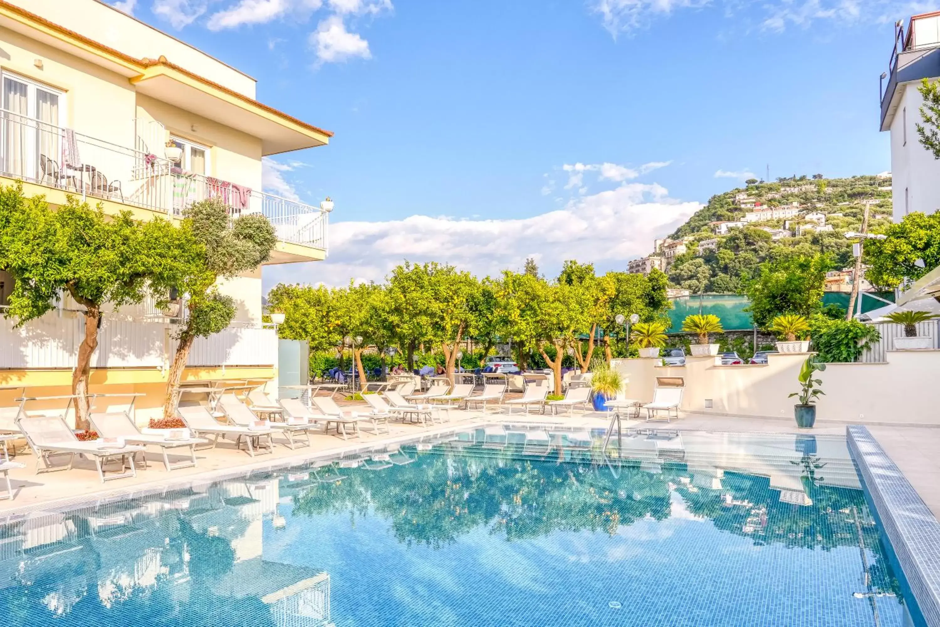 Swimming Pool in Hotel Florida