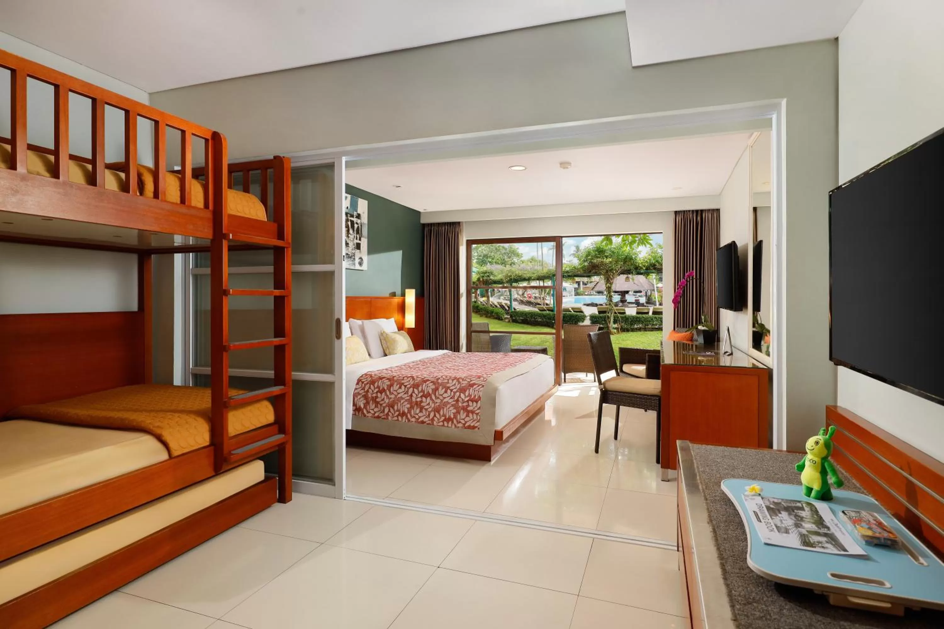 Bedroom, Bed in Bali Dynasty Resort