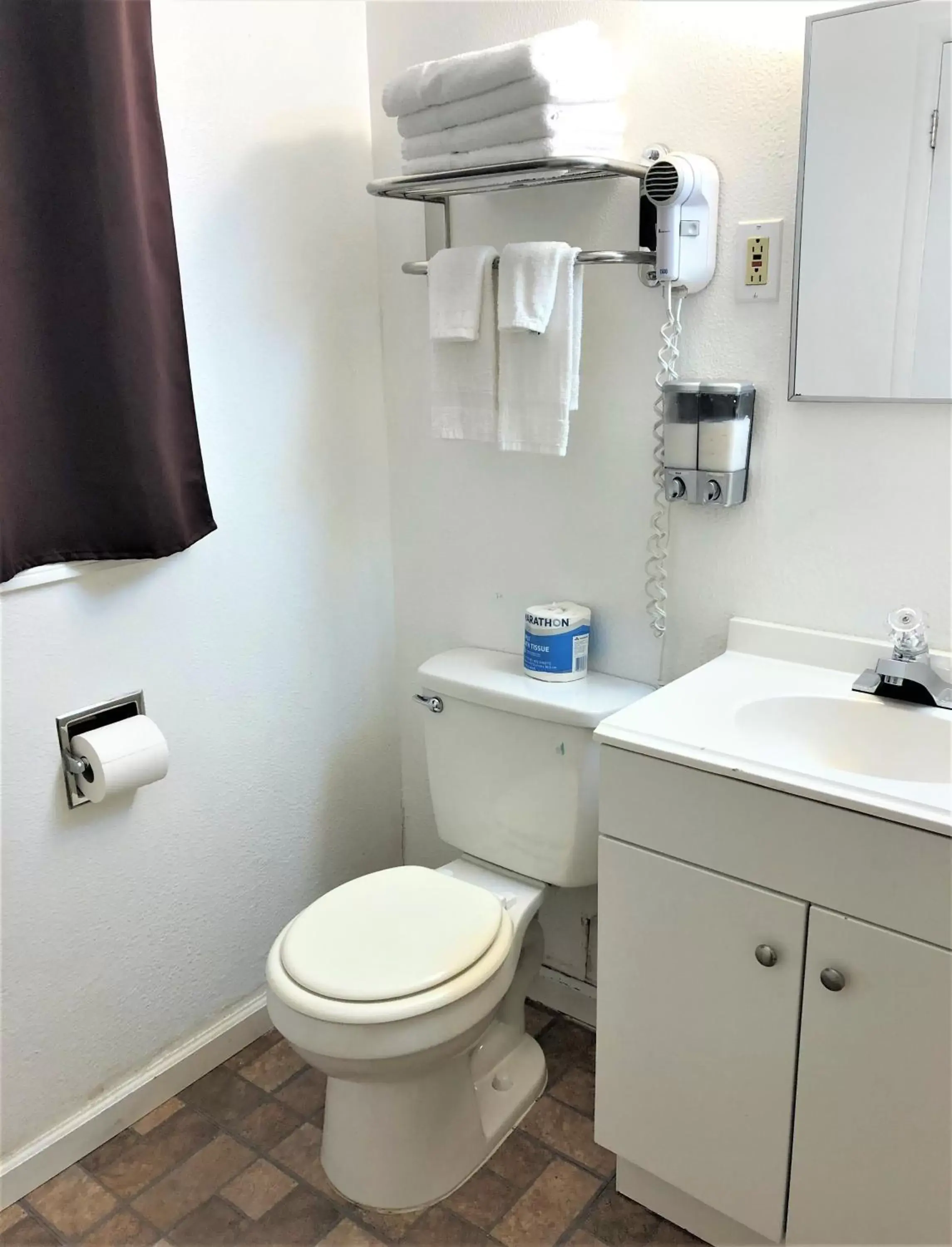 Bathroom in Blue Coast Inn & Suites