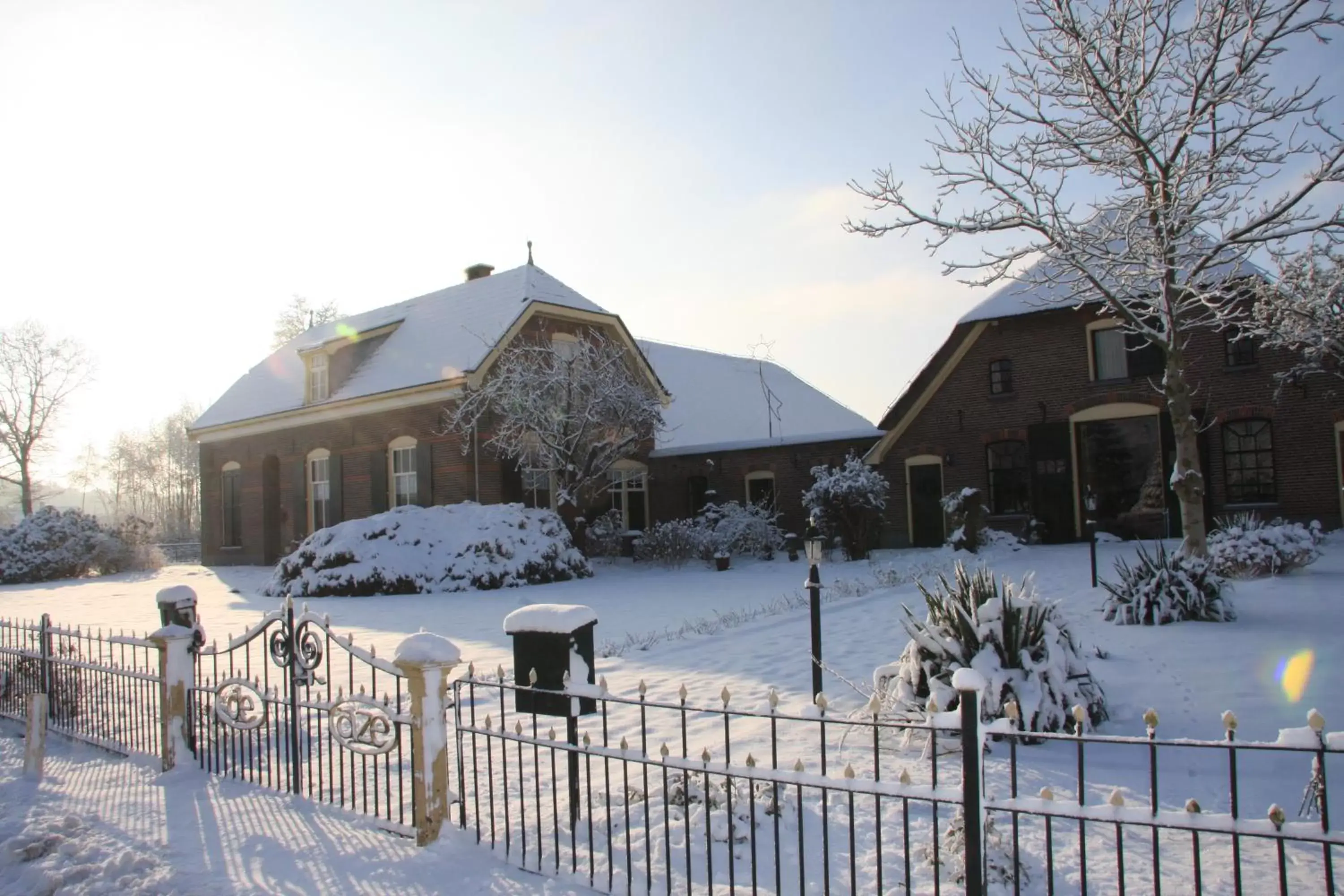 Property building, Winter in De Aze