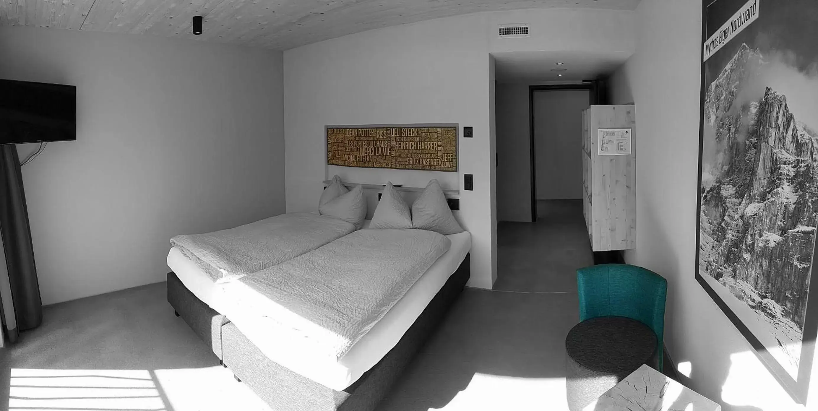 Photo of the whole room, Bed in Eiger Lodge Chic