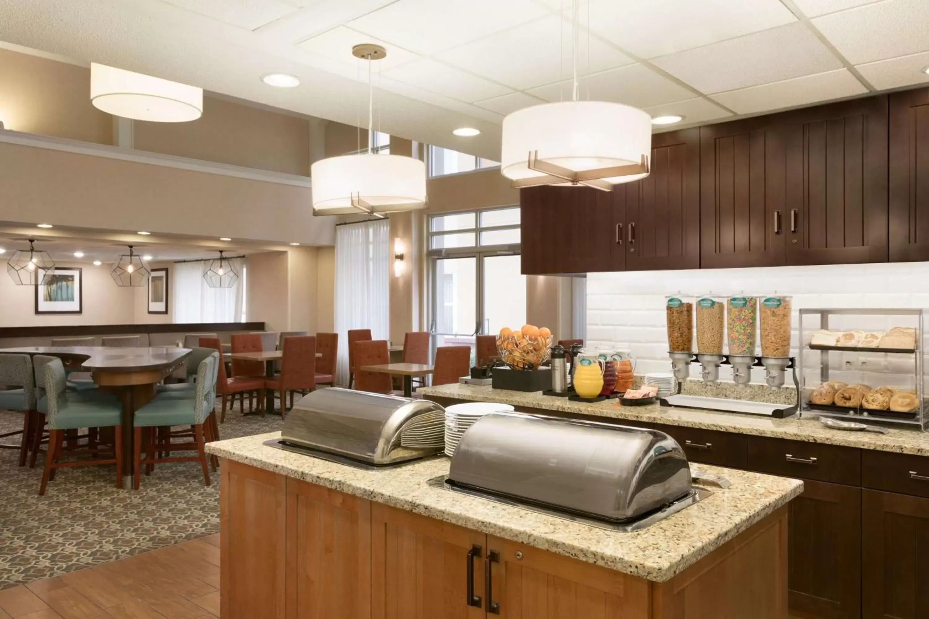 Breakfast in Homewood Suites by Hilton Toledo-Maumee