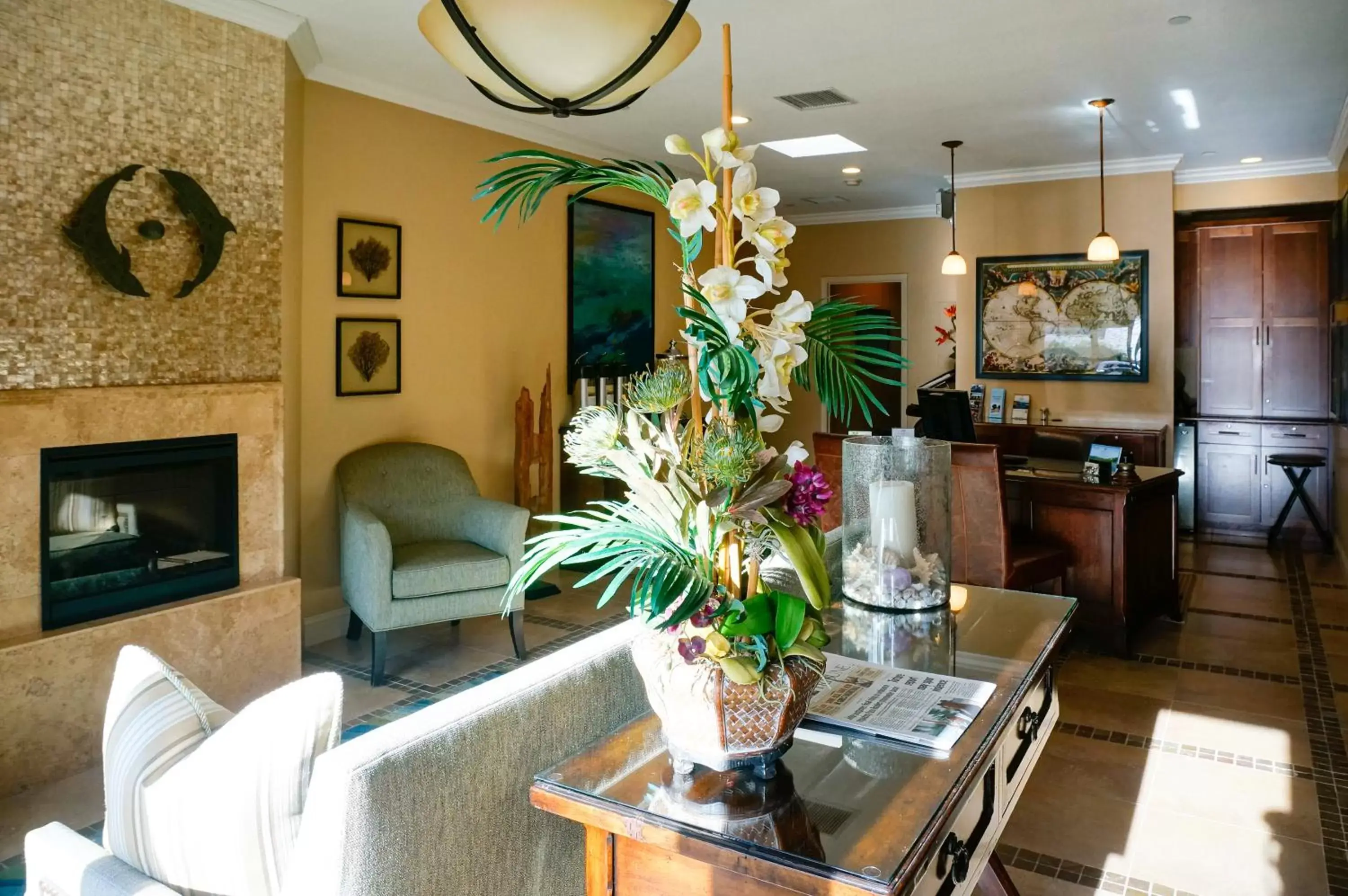 Lobby or reception, Seating Area in Blue Dolphin Inn