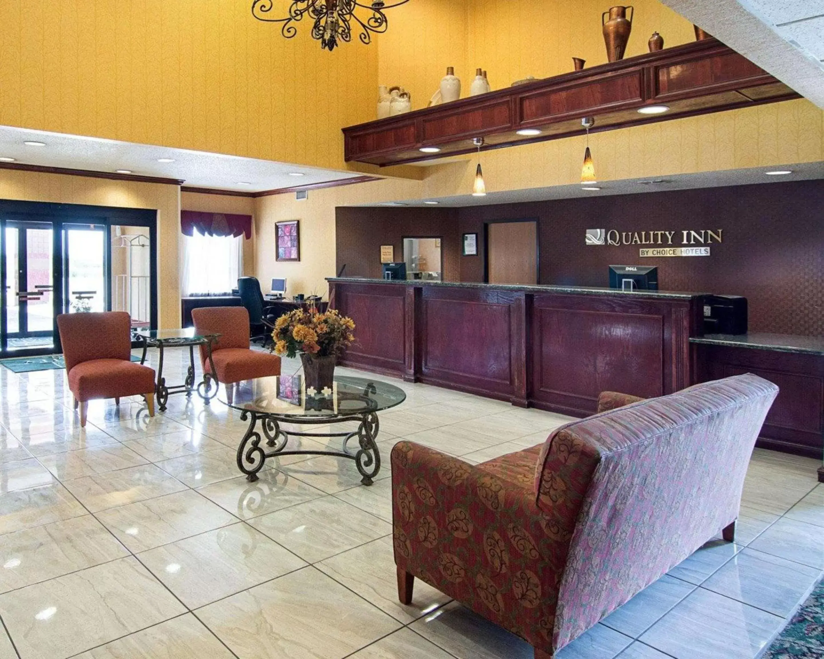 Lobby or reception in Quality Inn Midland South Lobby or reception in Quality Inn Midland South