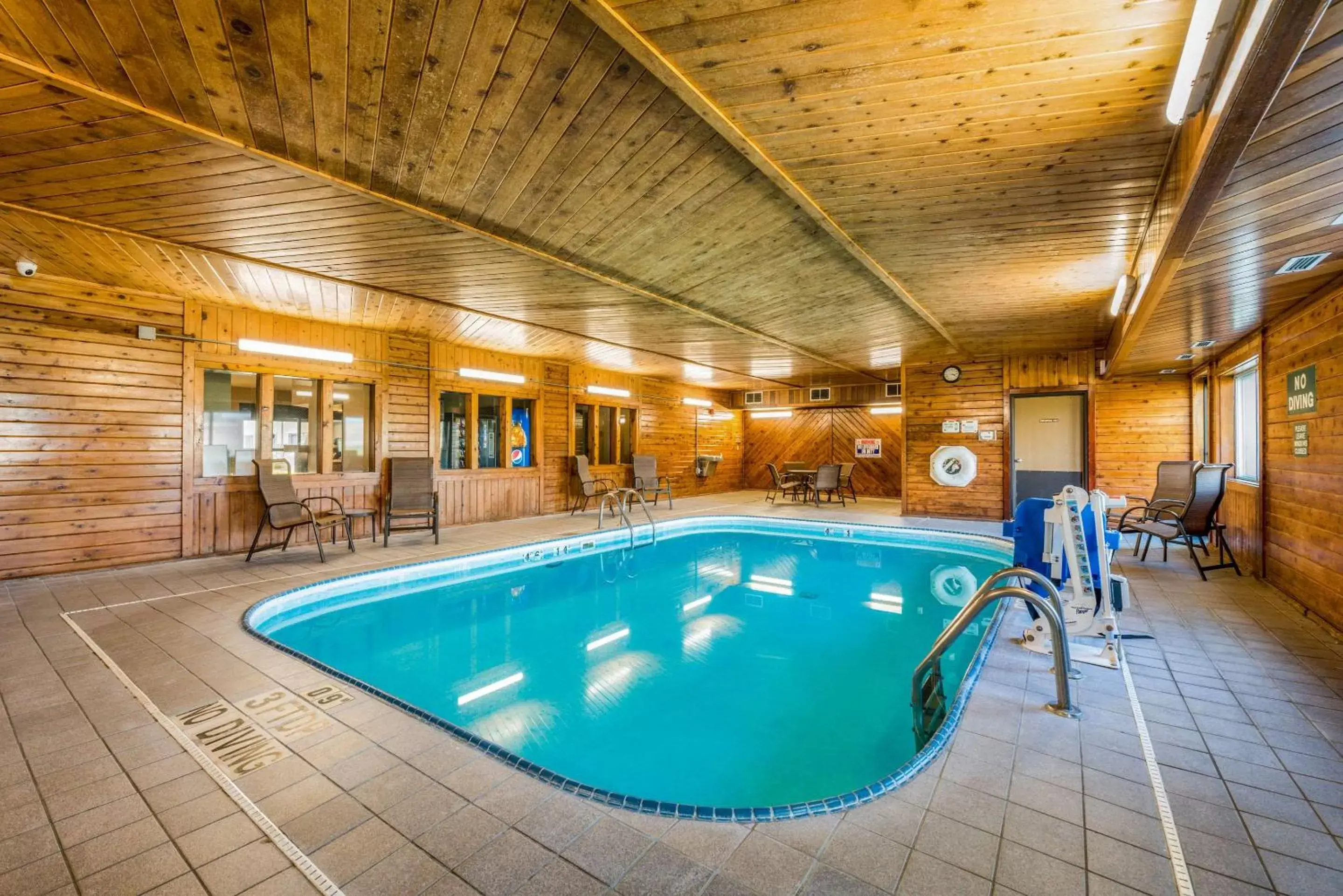On site, Swimming Pool in Comfort Inn Onalaska - La Crosse Area