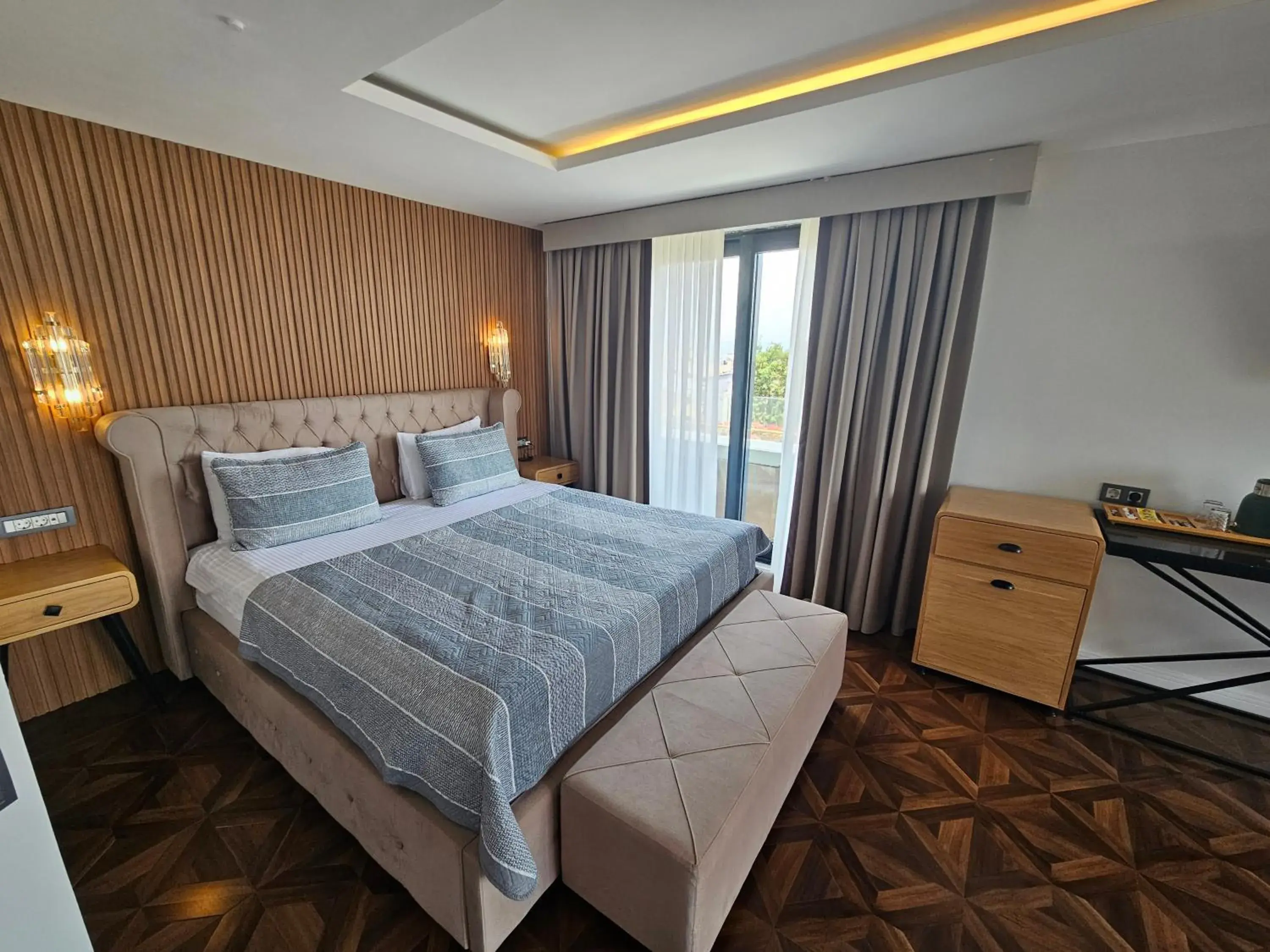 Photo of the whole room, Bed in Anthemis Hotel