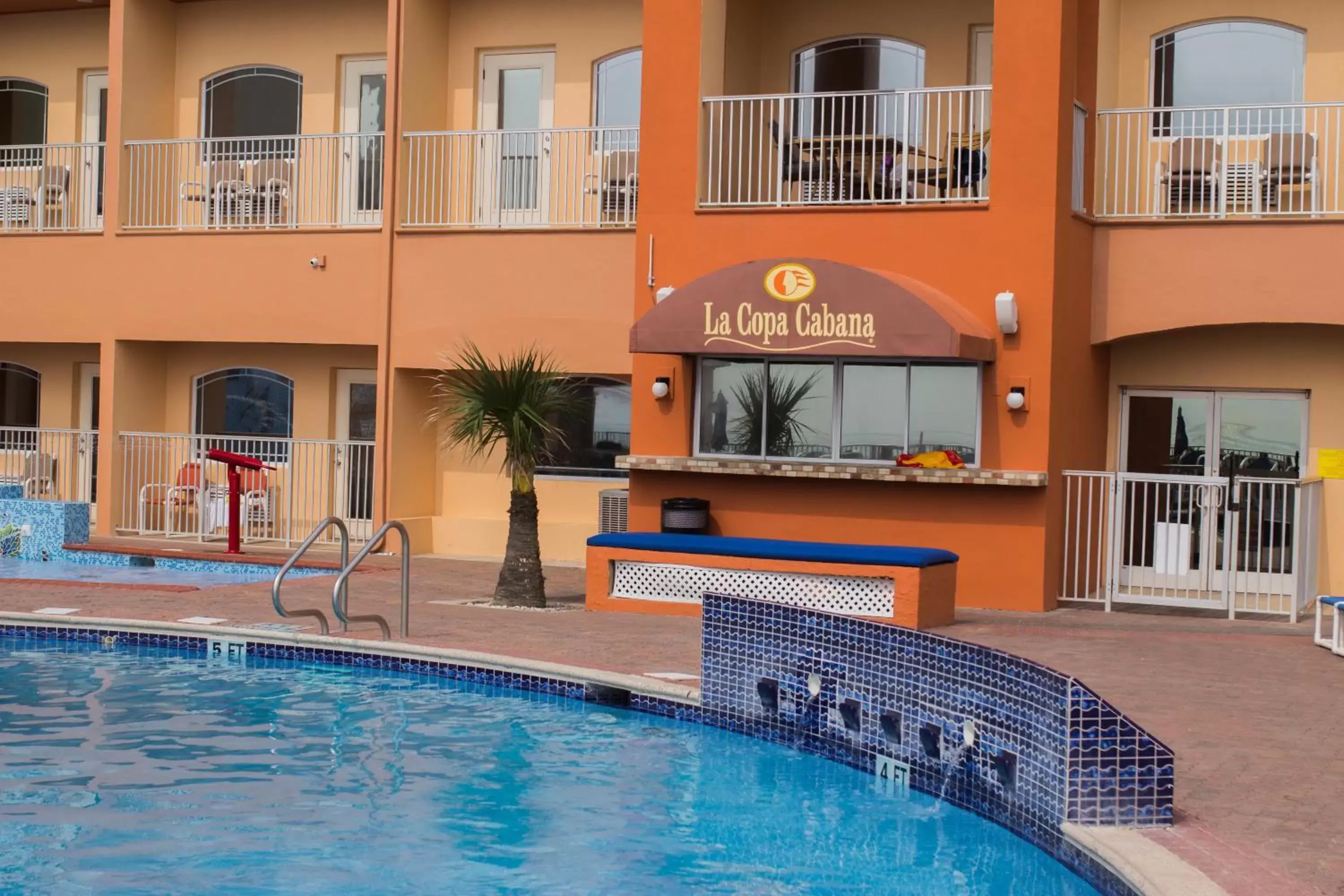 Swimming pool in La Copa Inn Beach Hotel