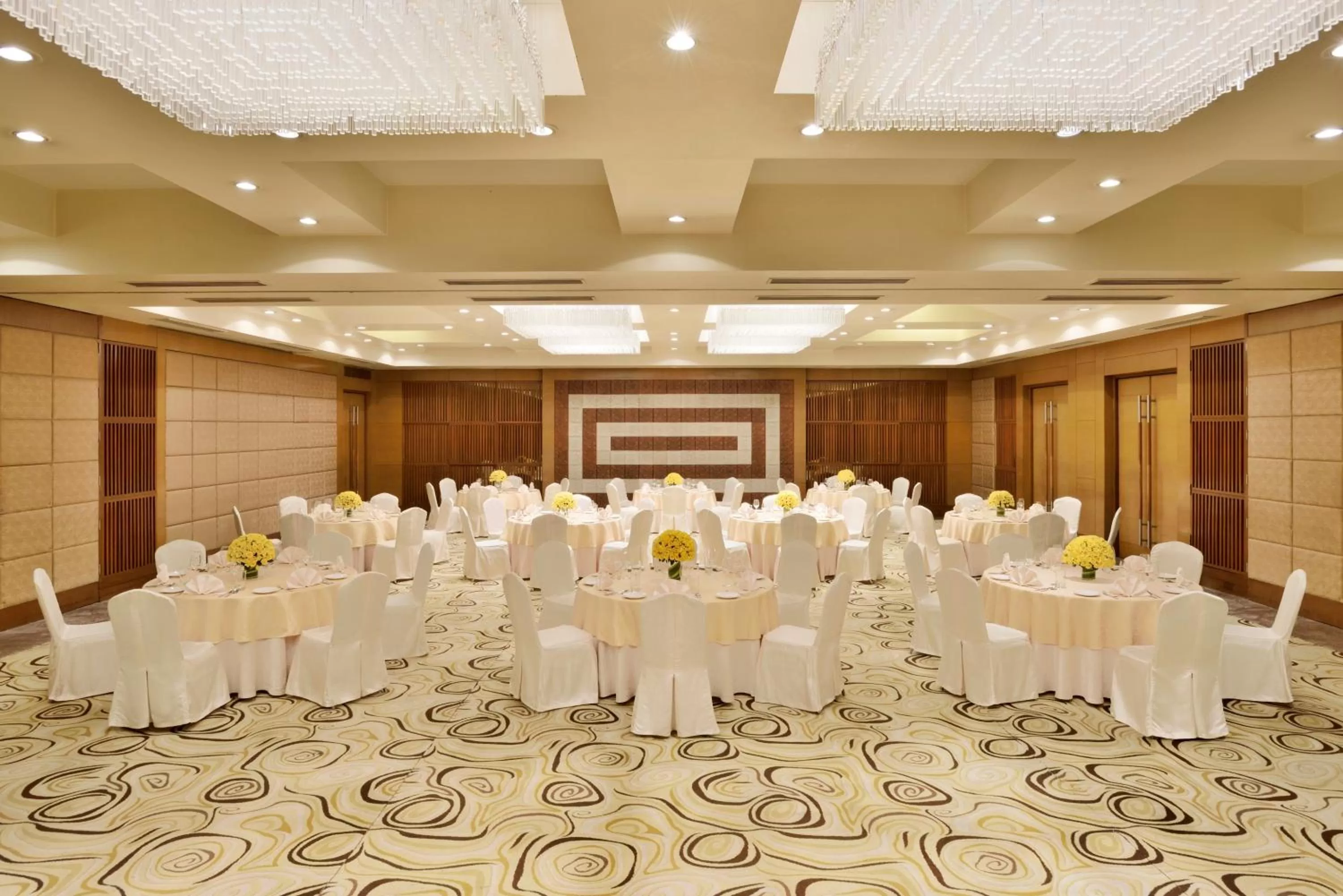 Banquet/Function facilities in Radisson Blu Hotel, Indore