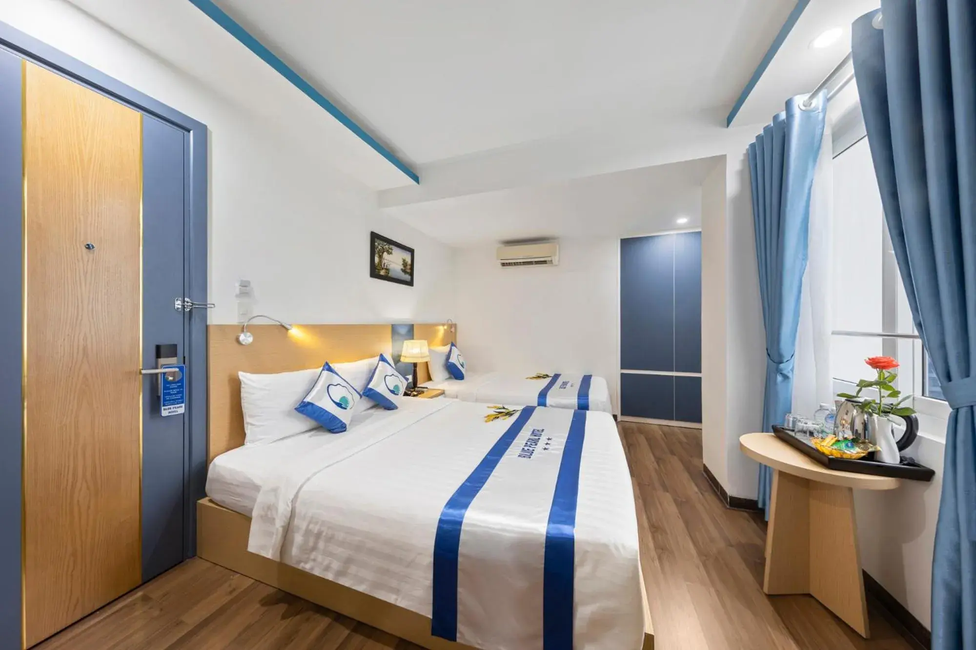 Bedroom, Bed in Blue Pearl Hotel