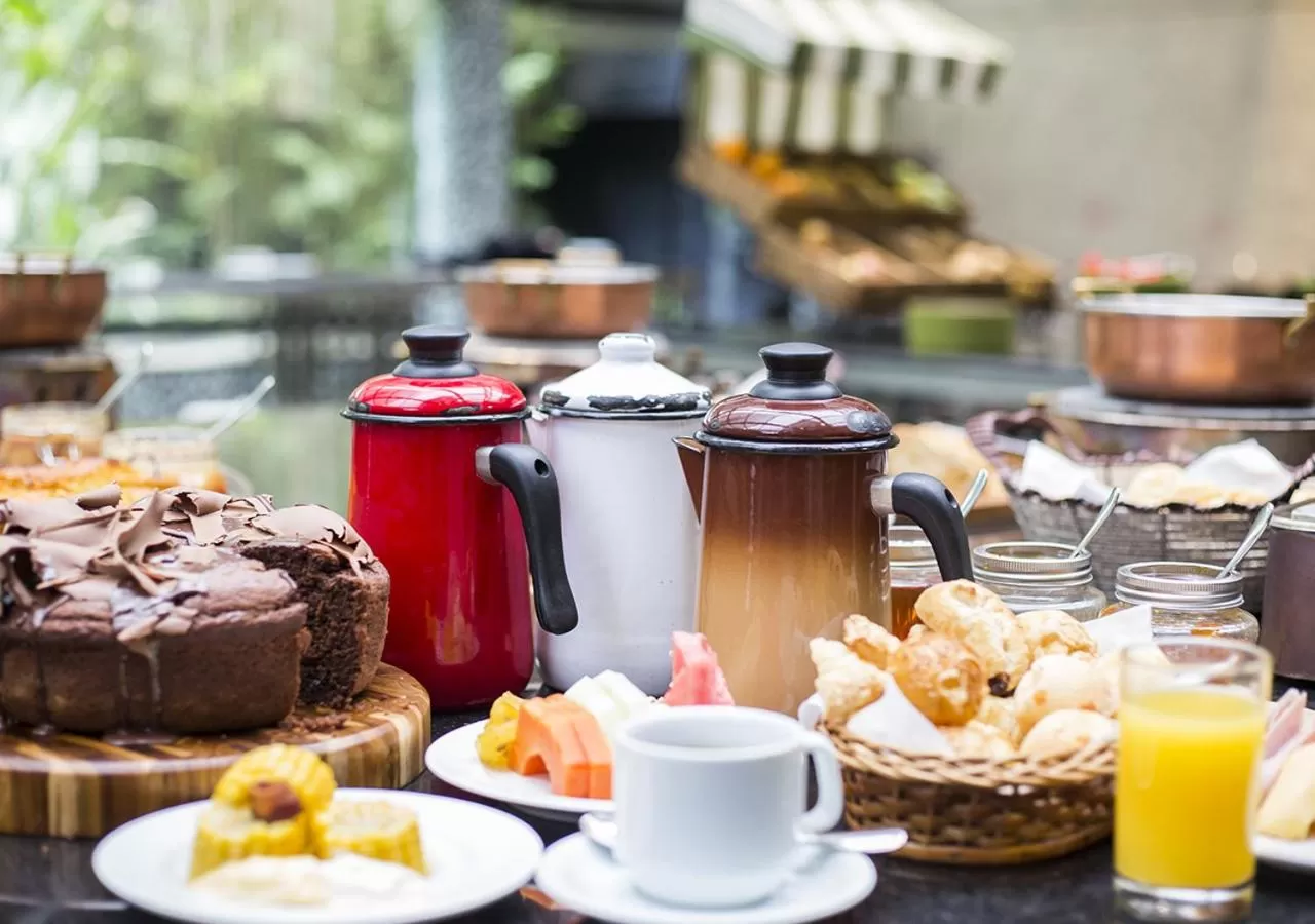 Breakfast in Estanplaza Funchal Faria Lima