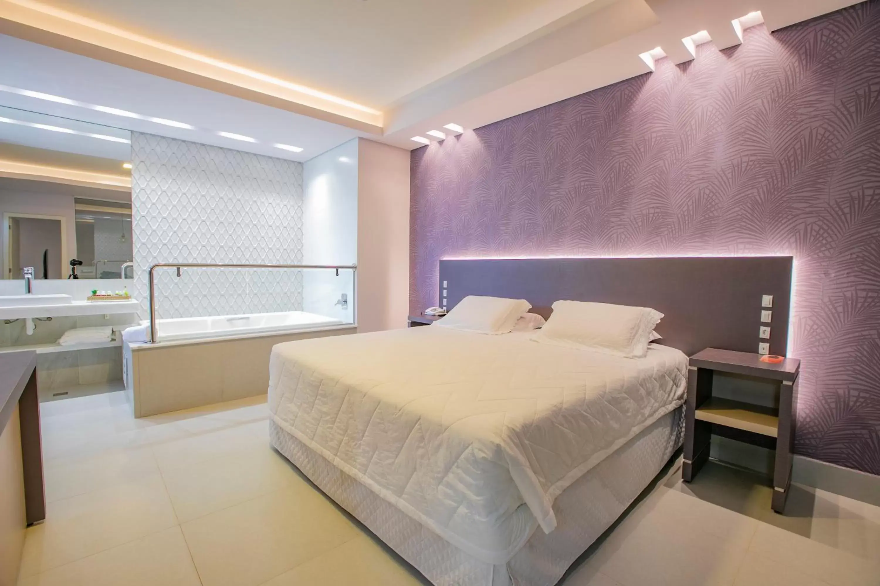 King Suite with Spa Bath in Grand Carimã Resort & Convention Center King Suite with Spa Bath in Grand Carimã Resort & Convention Center