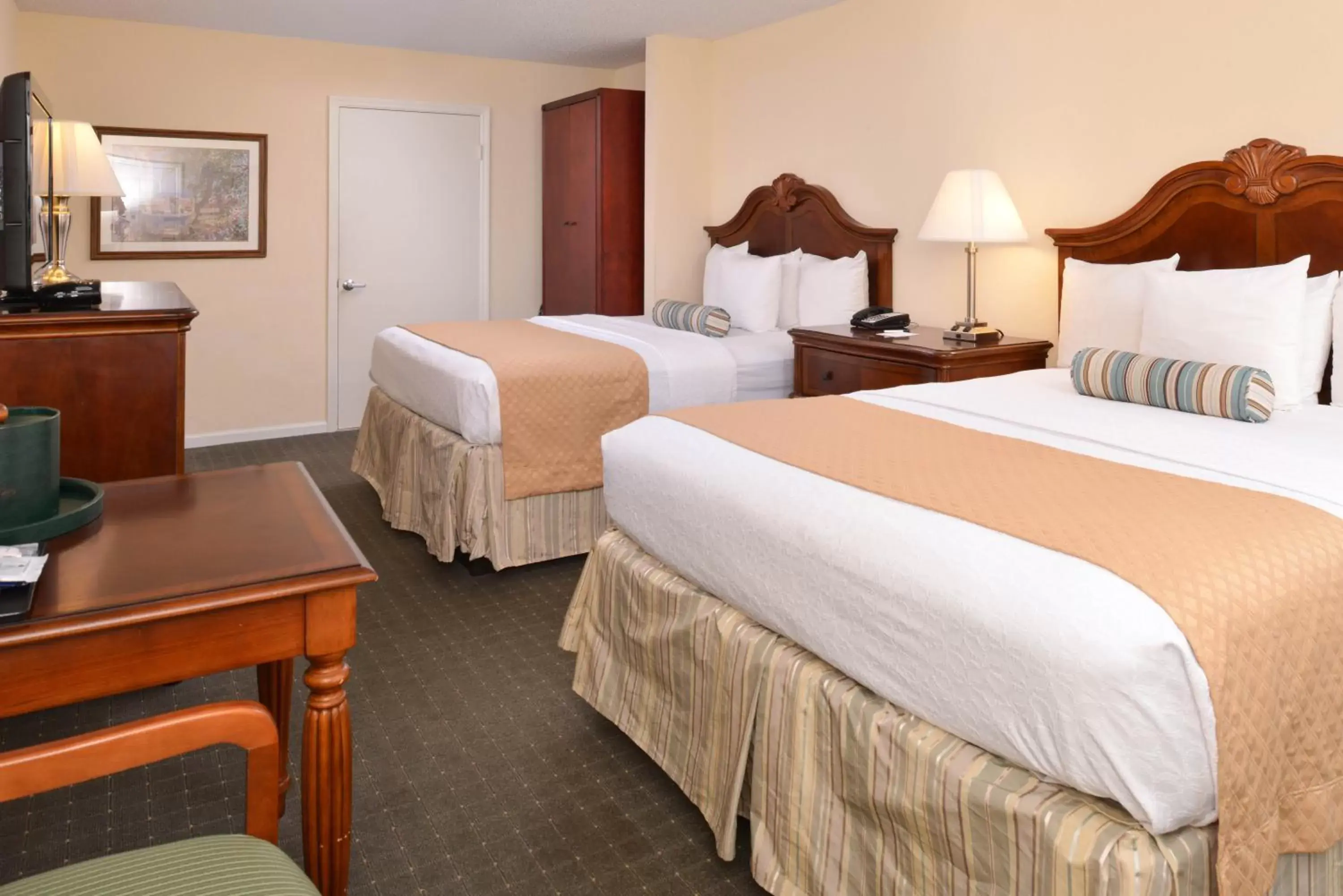 Bedroom, Room Photo in Best Western PLUS Santee Inn